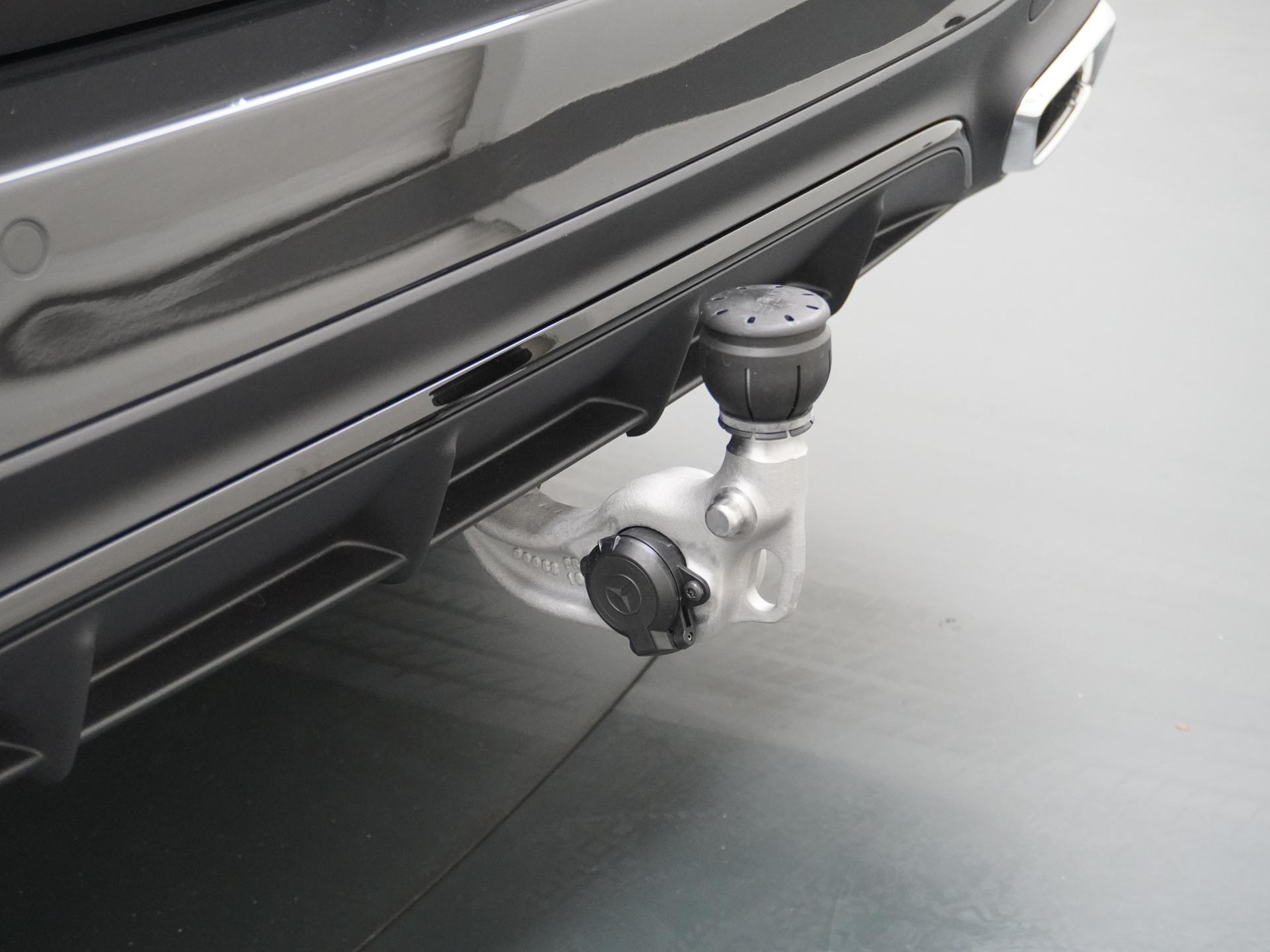 Mercedes-Benz E-Klasse Estate 300 e Sport Edition 7