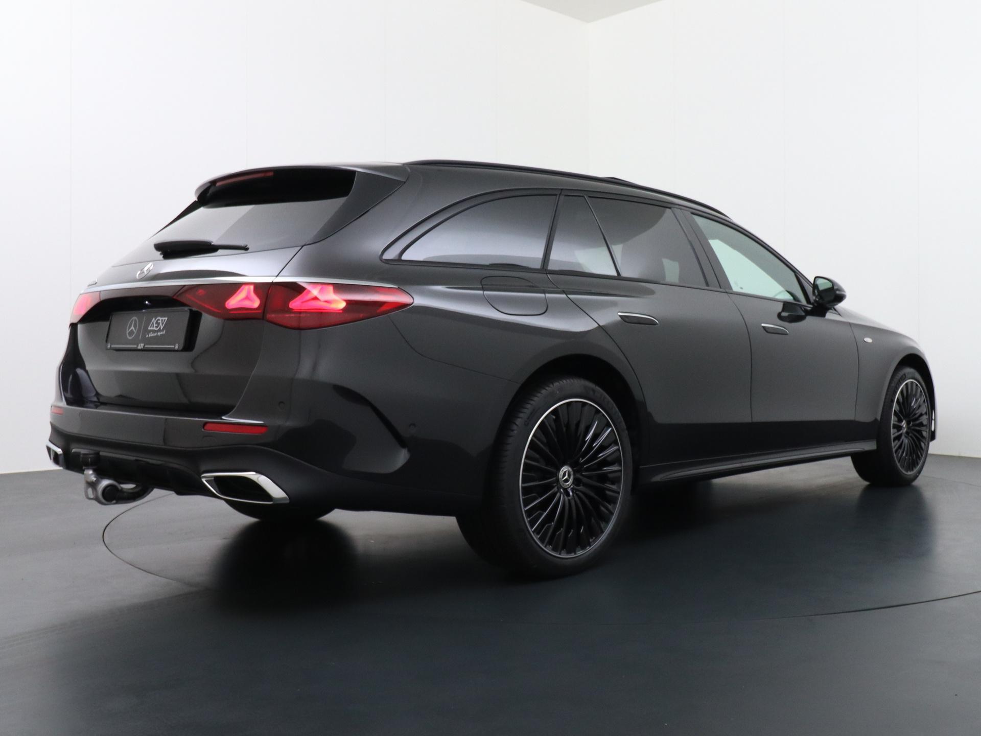 Mercedes-Benz E-Klasse Estate 300 e Sport Edition 8