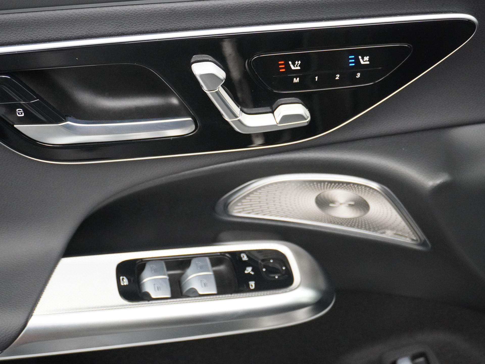 Mercedes-Benz E-Klasse 300 e AMG Line 21