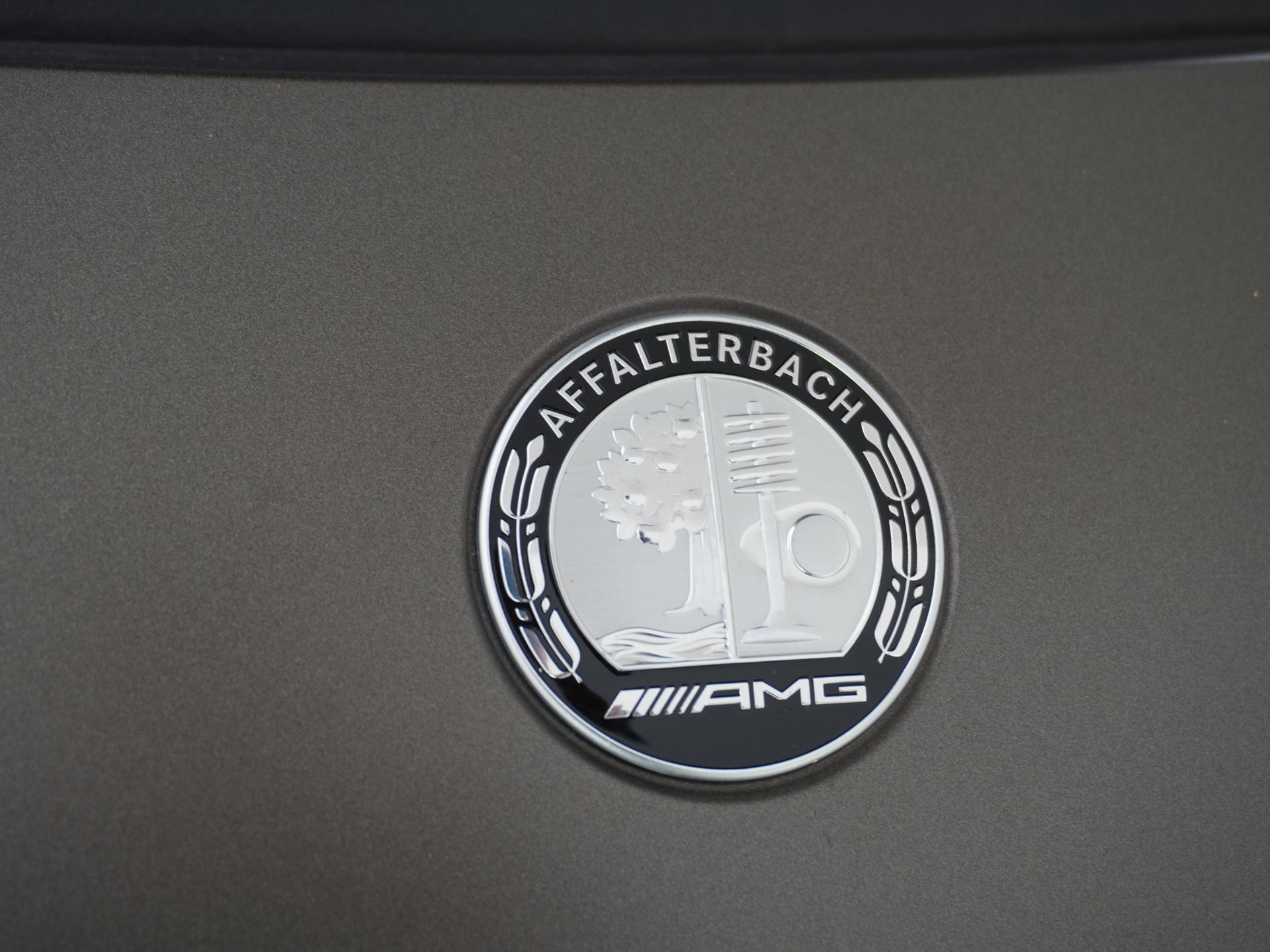 Mercedes-Benz SL-Klasse Roadster AMG 63 4MATIC+ 25