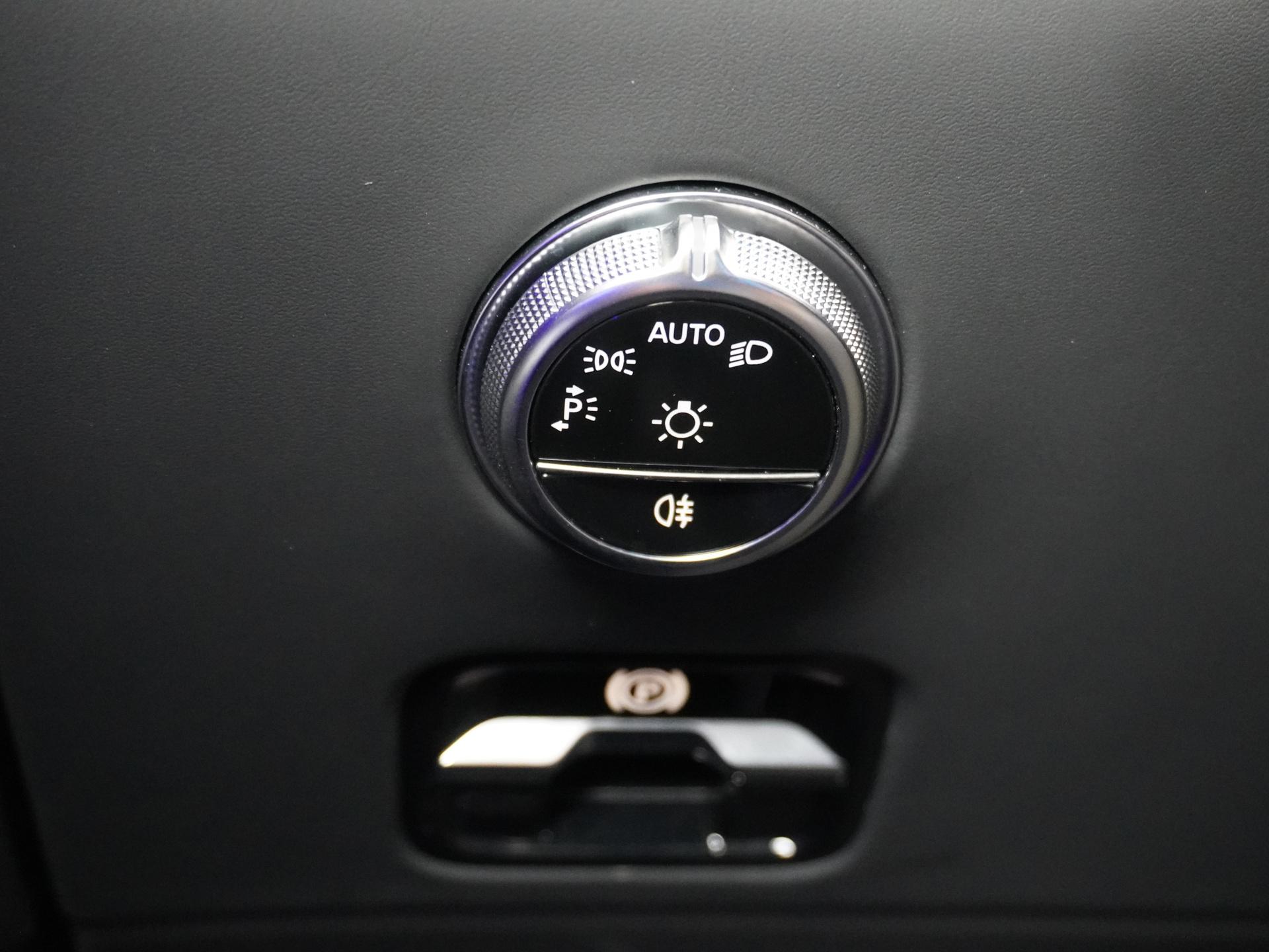 Mercedes-Benz SL-Klasse Roadster AMG 63 4MATIC+ 32