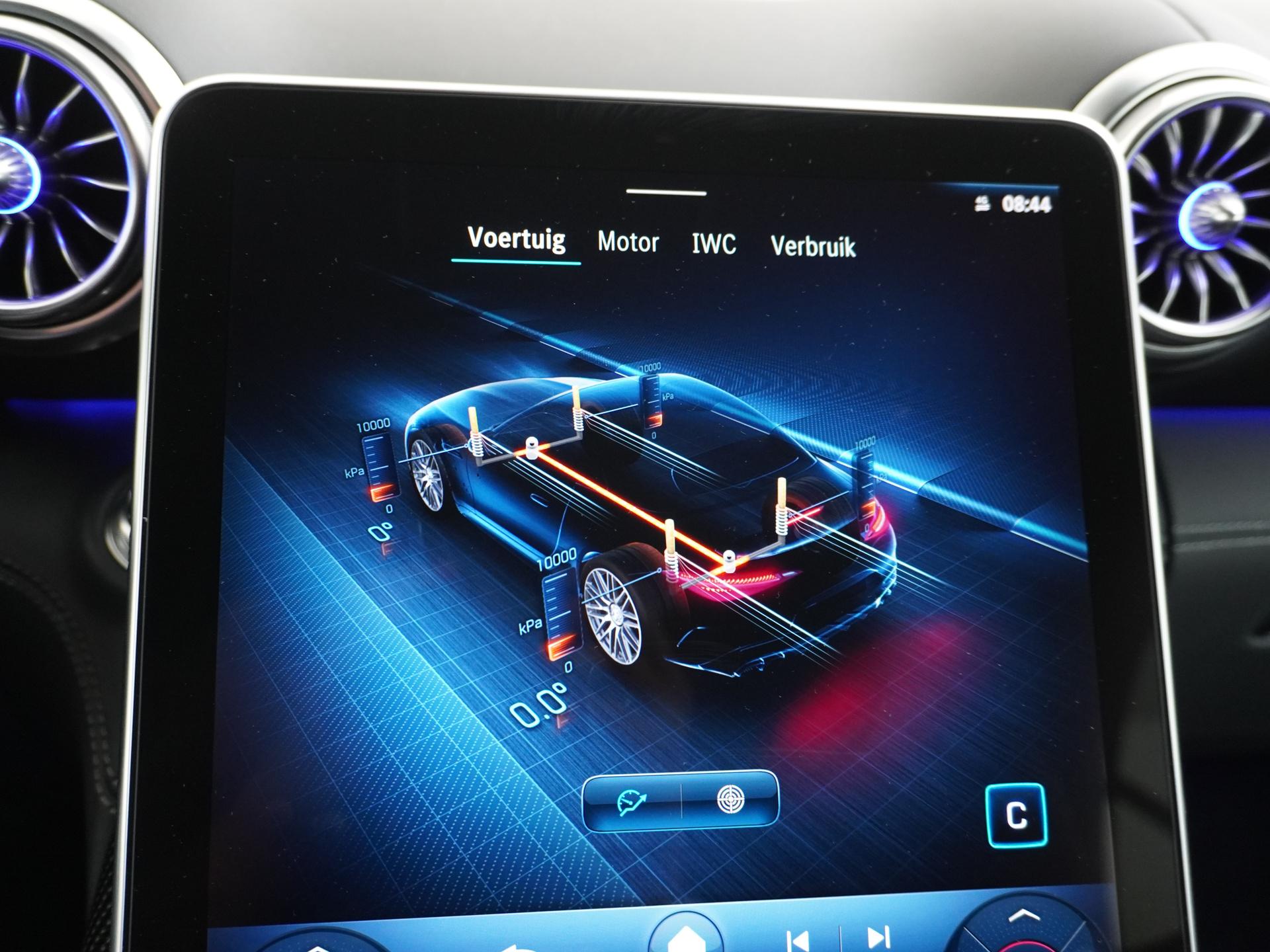 Mercedes-Benz SL-Klasse Roadster AMG 63 4MATIC+ 53