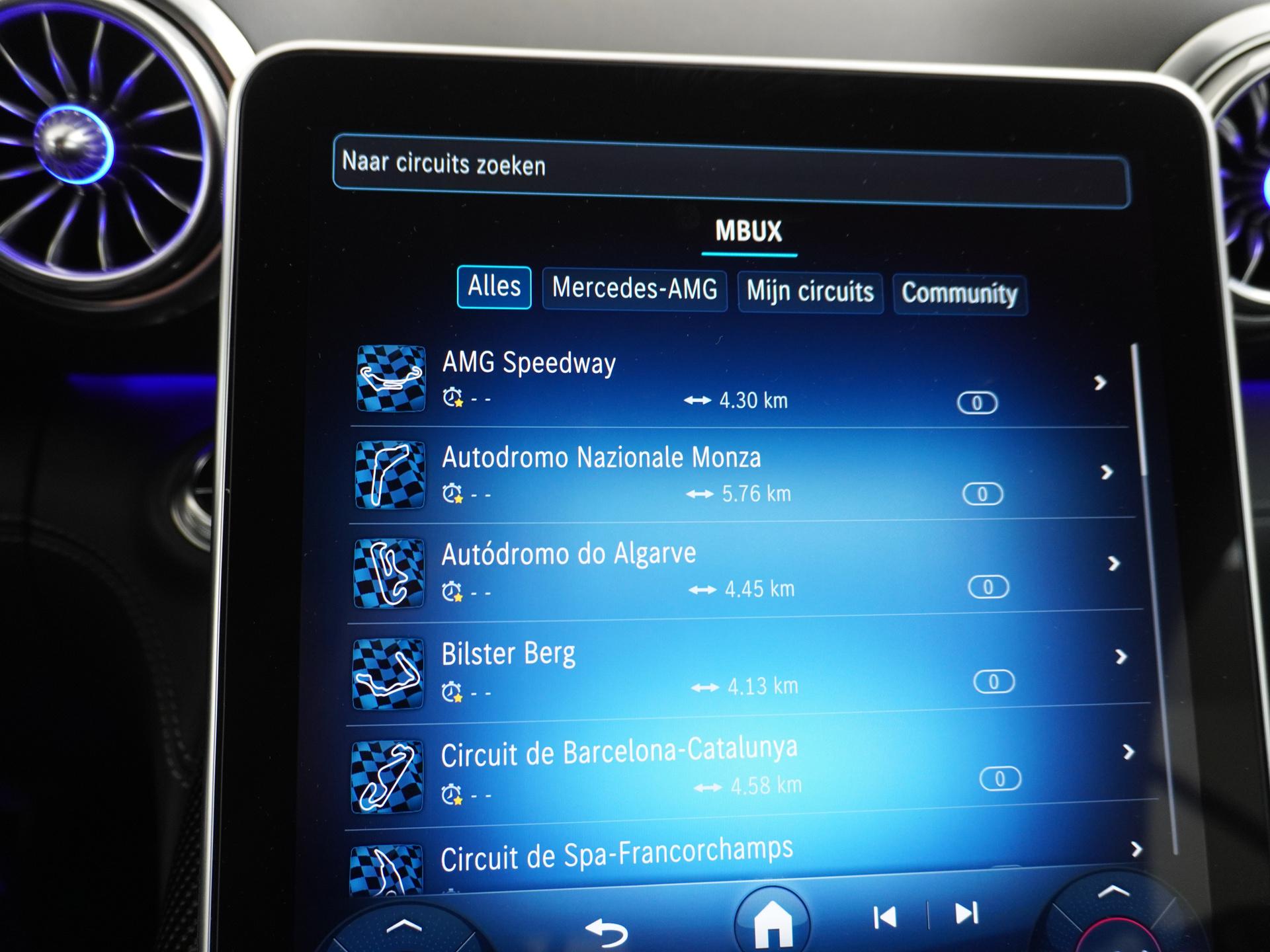 Mercedes-Benz SL-Klasse Roadster AMG 63 4MATIC+ 56