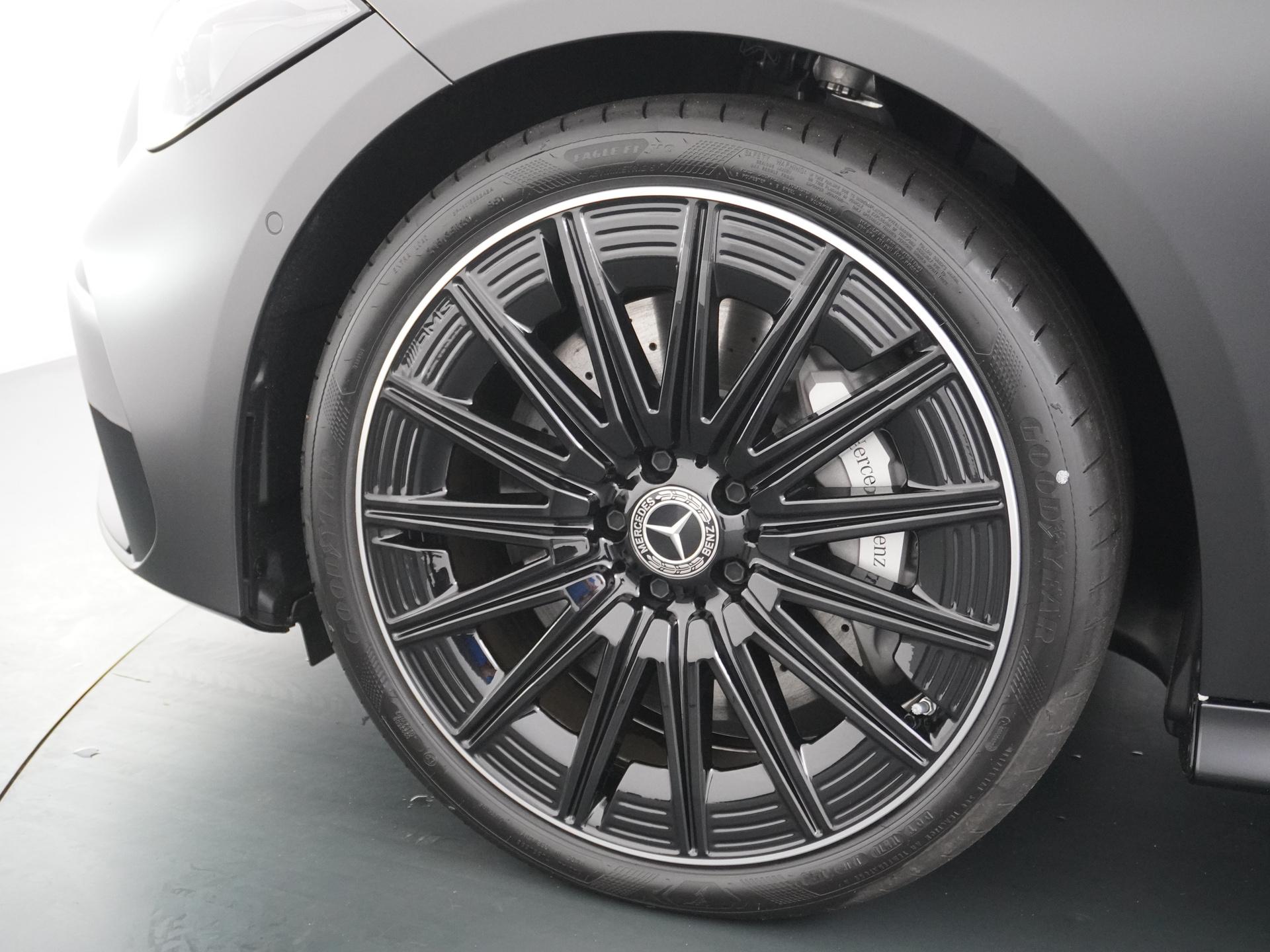 Mercedes-Benz CLE Cabriolet 450 4MATIC AMG Line 14