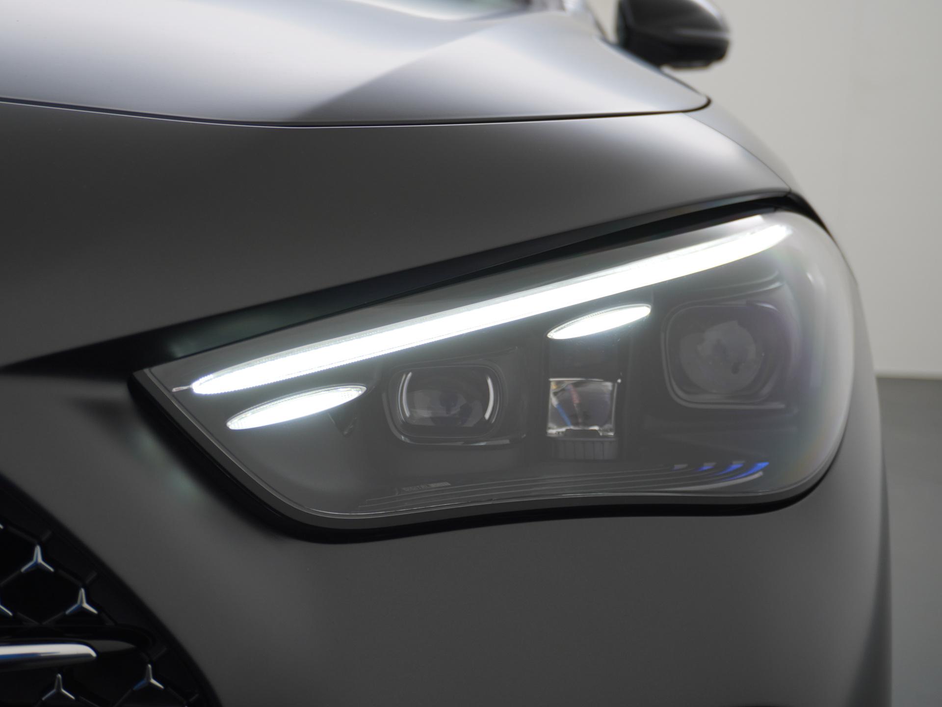 Mercedes-Benz CLE Cabriolet 450 4MATIC AMG Line 15