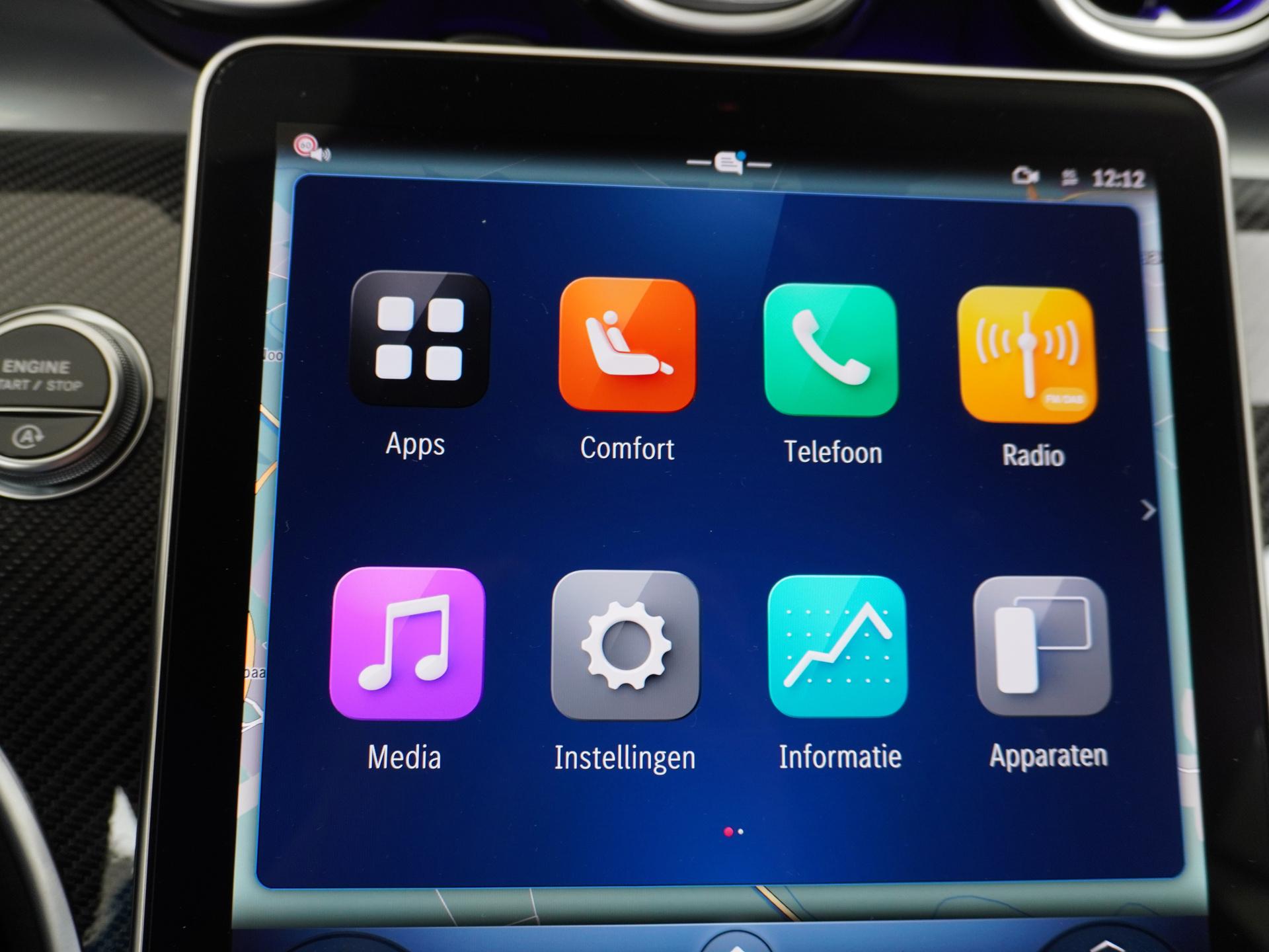 Mercedes-Benz CLE Cabriolet 450 4MATIC AMG Line 34