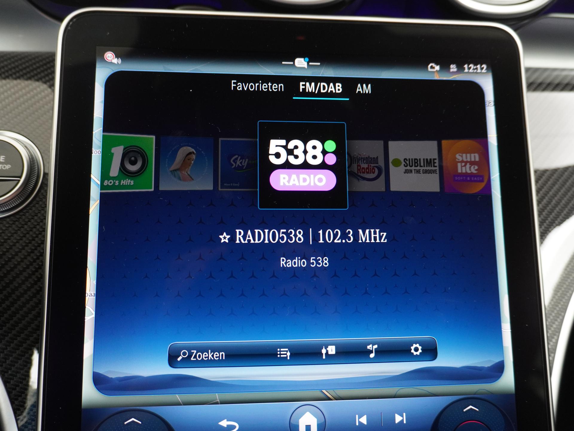 Mercedes-Benz CLE Cabriolet 450 4MATIC AMG Line 37