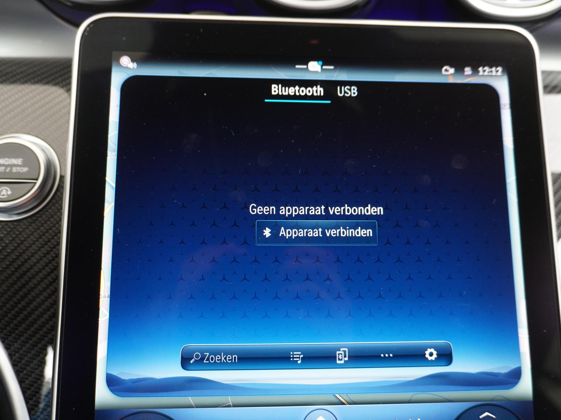 Mercedes-Benz CLE Cabriolet 450 4MATIC AMG Line 38