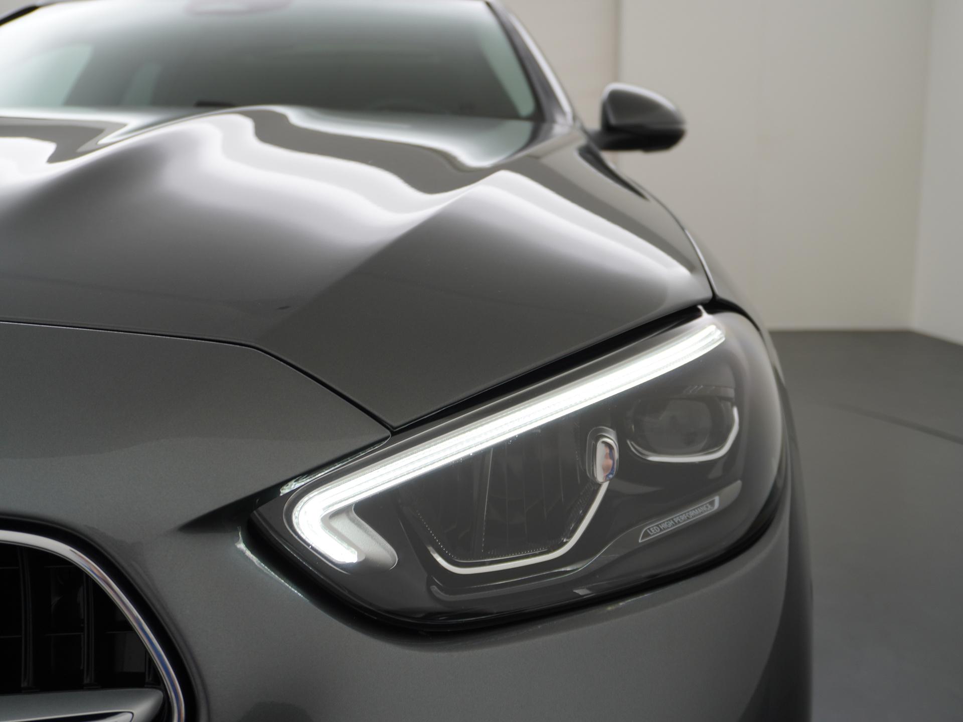 Mercedes-Benz C-Klasse Estate 180 Business Line 17