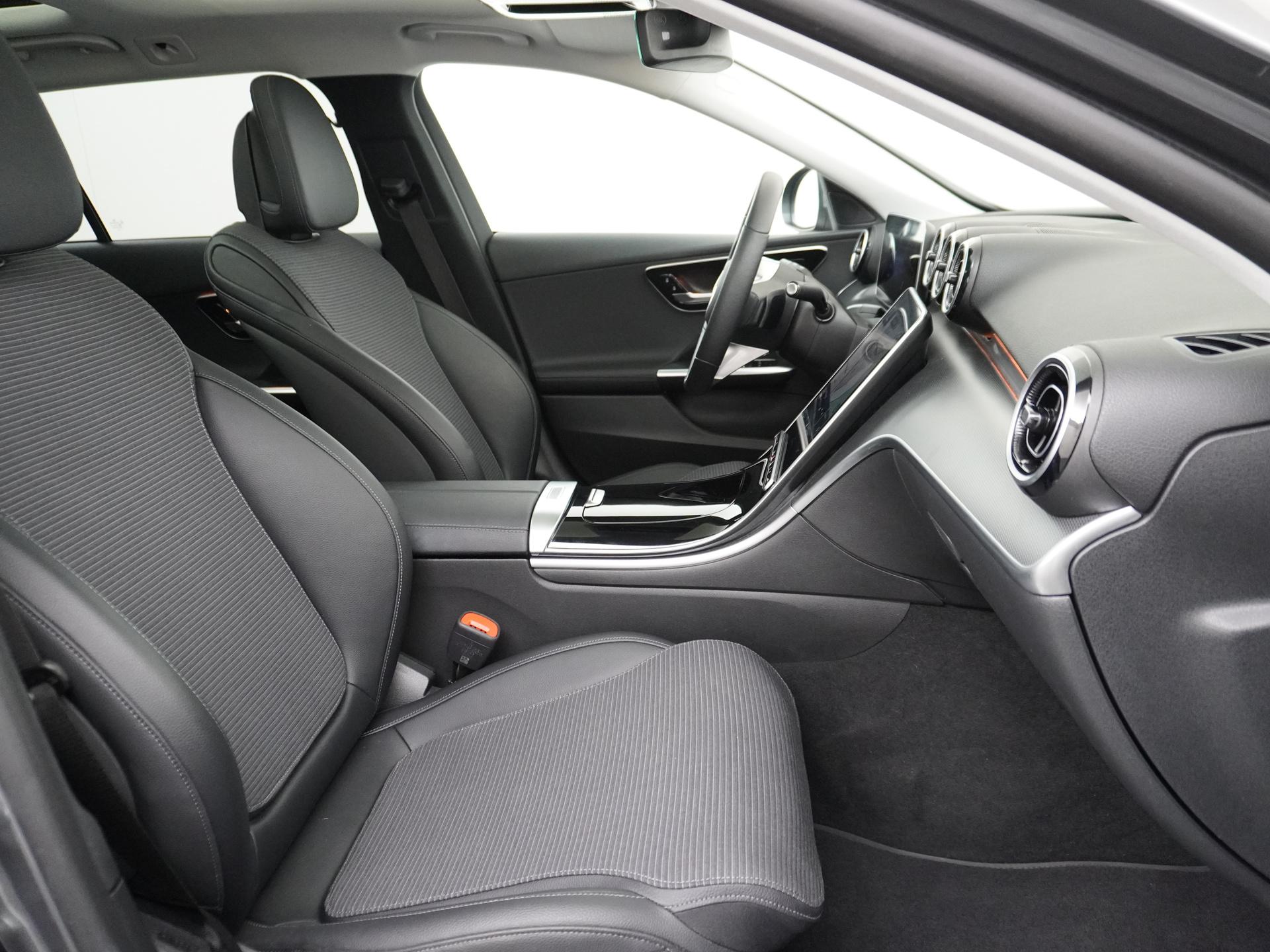 Mercedes-Benz C-Klasse Estate 180 Business Line 45