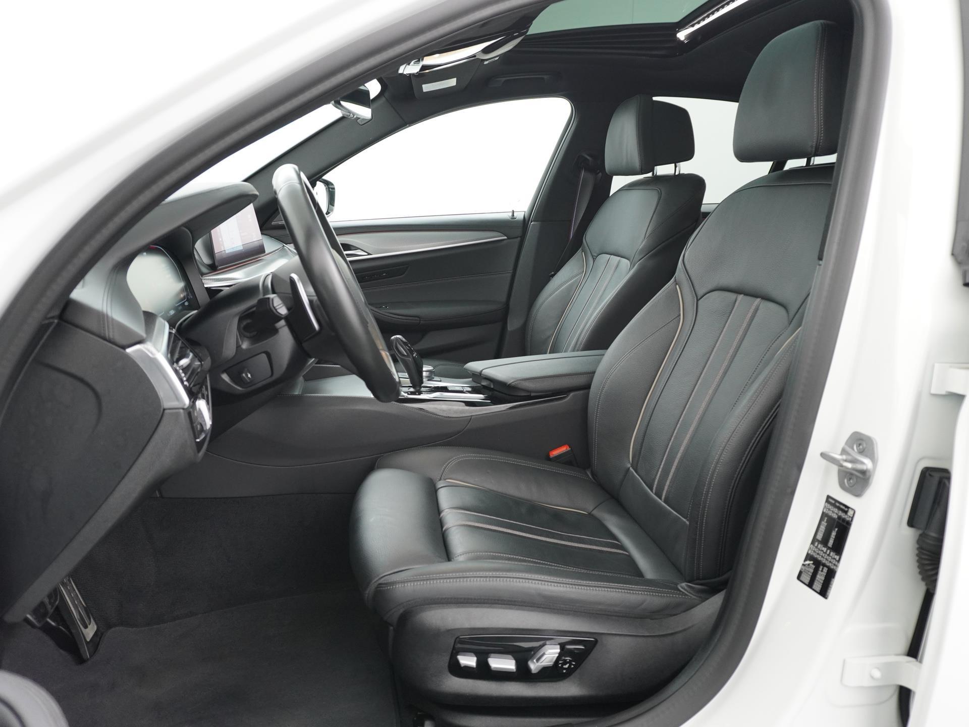 BMW 5 Serie 520i High Executive Edition 17