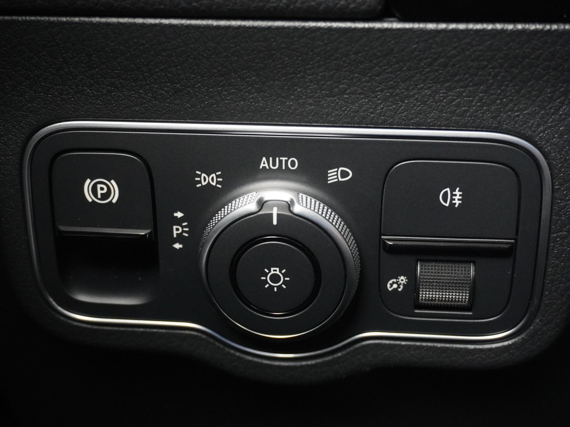 Mercedes-Benz EQA 250+ Business Solution AMG 71 kWh Accu 28