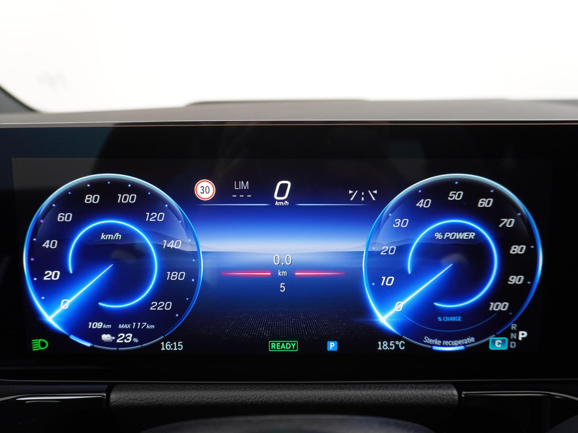 Mercedes-Benz EQA 250+ Business Solution AMG 71 kWh Accu 34