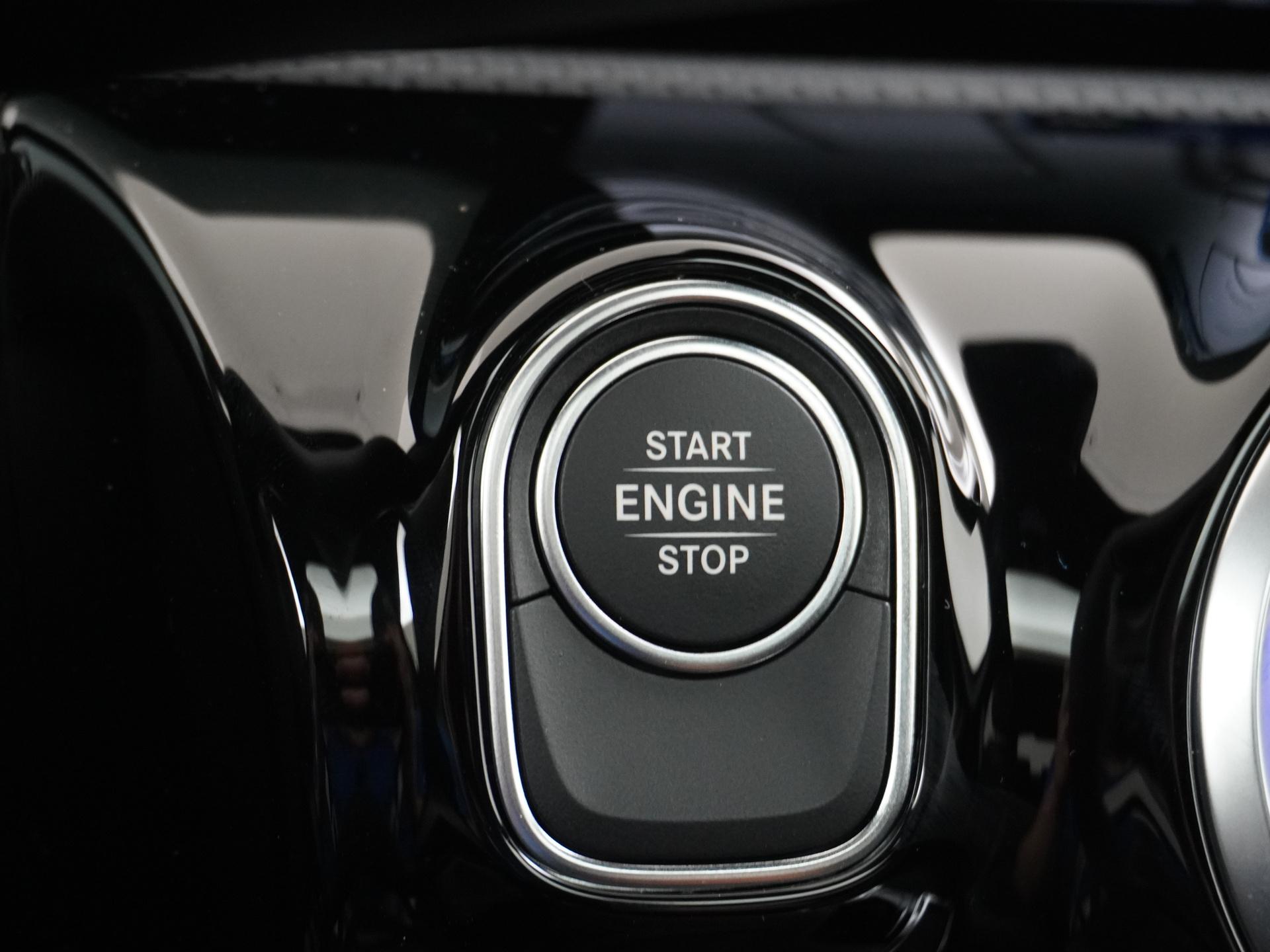 Mercedes-Benz A-Klasse 250 e Business Solution AMG 28