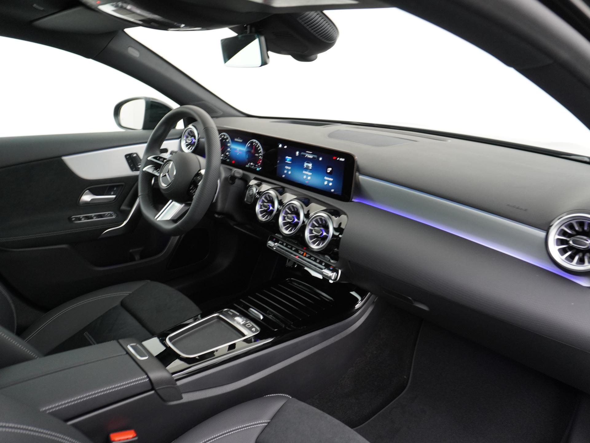 Mercedes-Benz A-Klasse 250 e Business Solution AMG 50