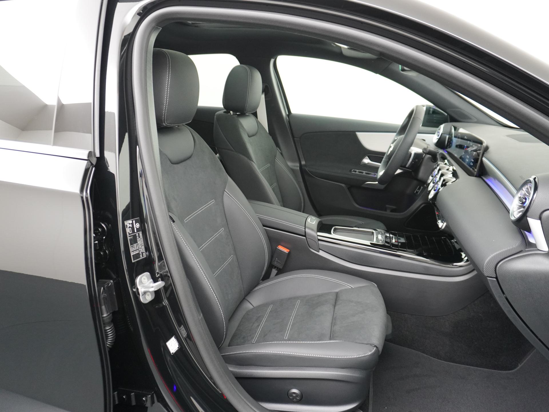 Mercedes-Benz A-Klasse 250 e Business Solution AMG 51