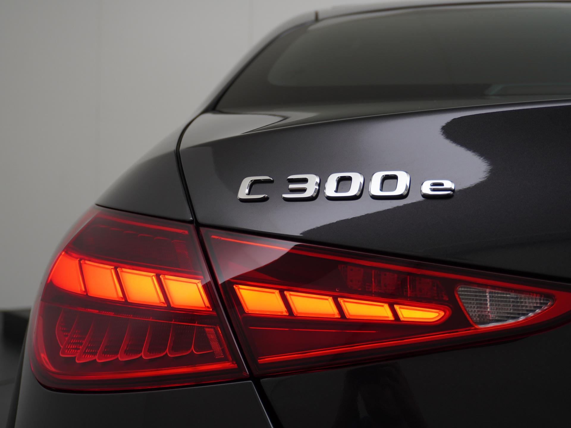 Mercedes-Benz C-Klasse 300 e Business Solution Luxury 11