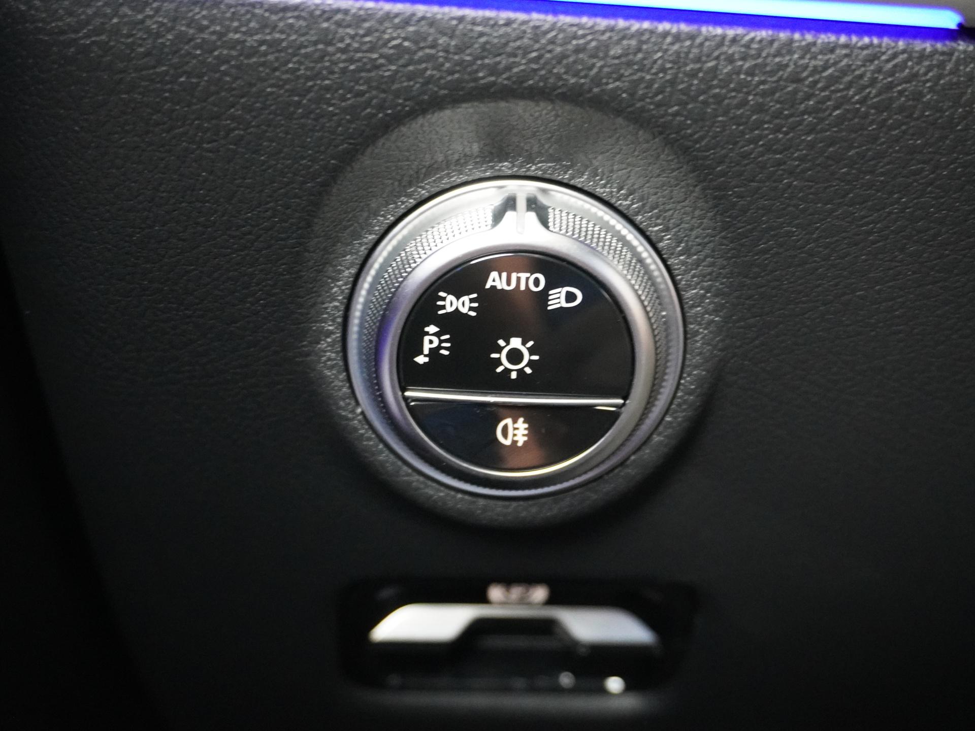 Mercedes-Benz C-Klasse 300 e Business Solution Luxury 24