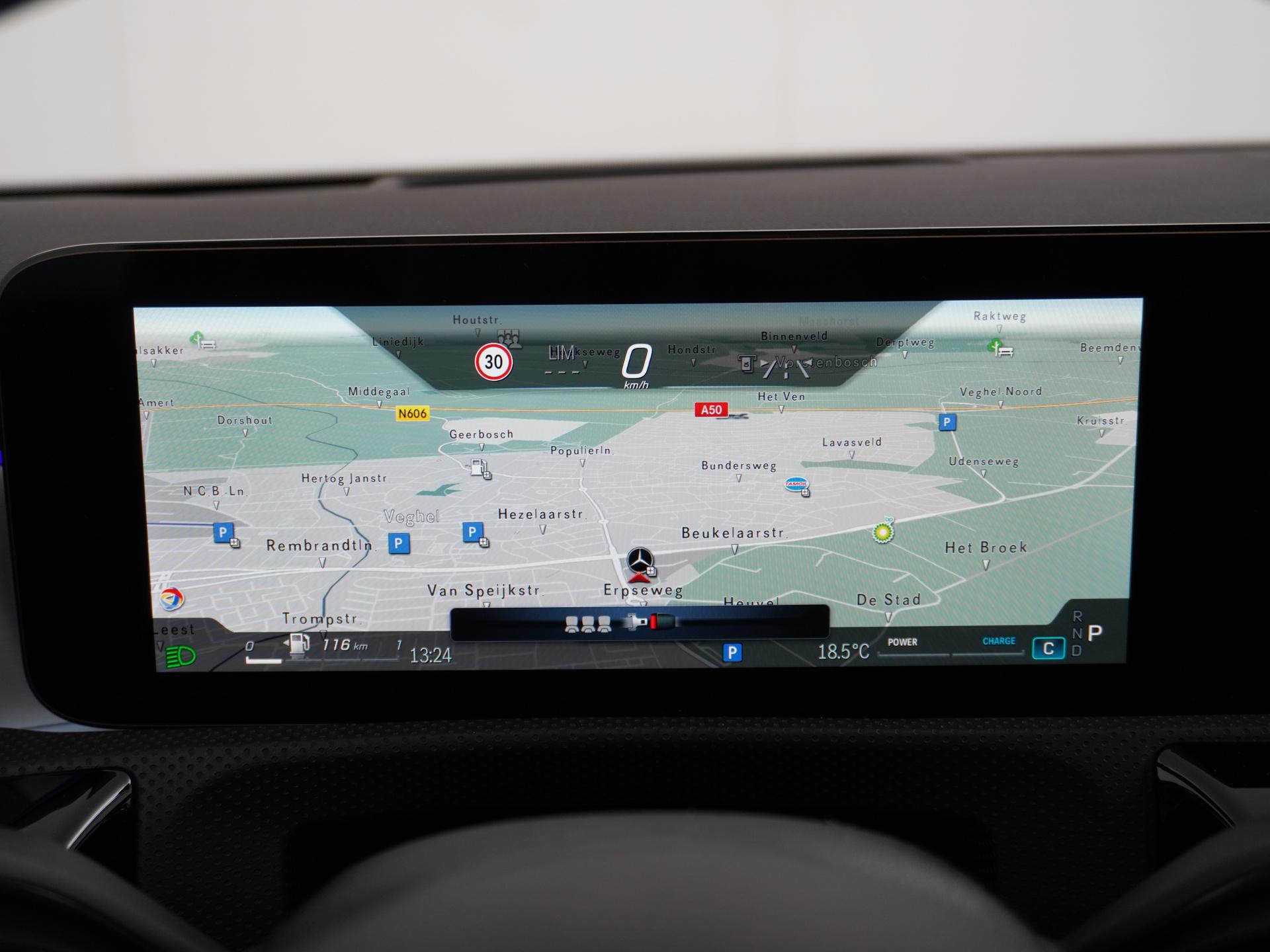 Mercedes-Benz CLA-Klasse Shooting Brake 180 Business Solution AMG 33