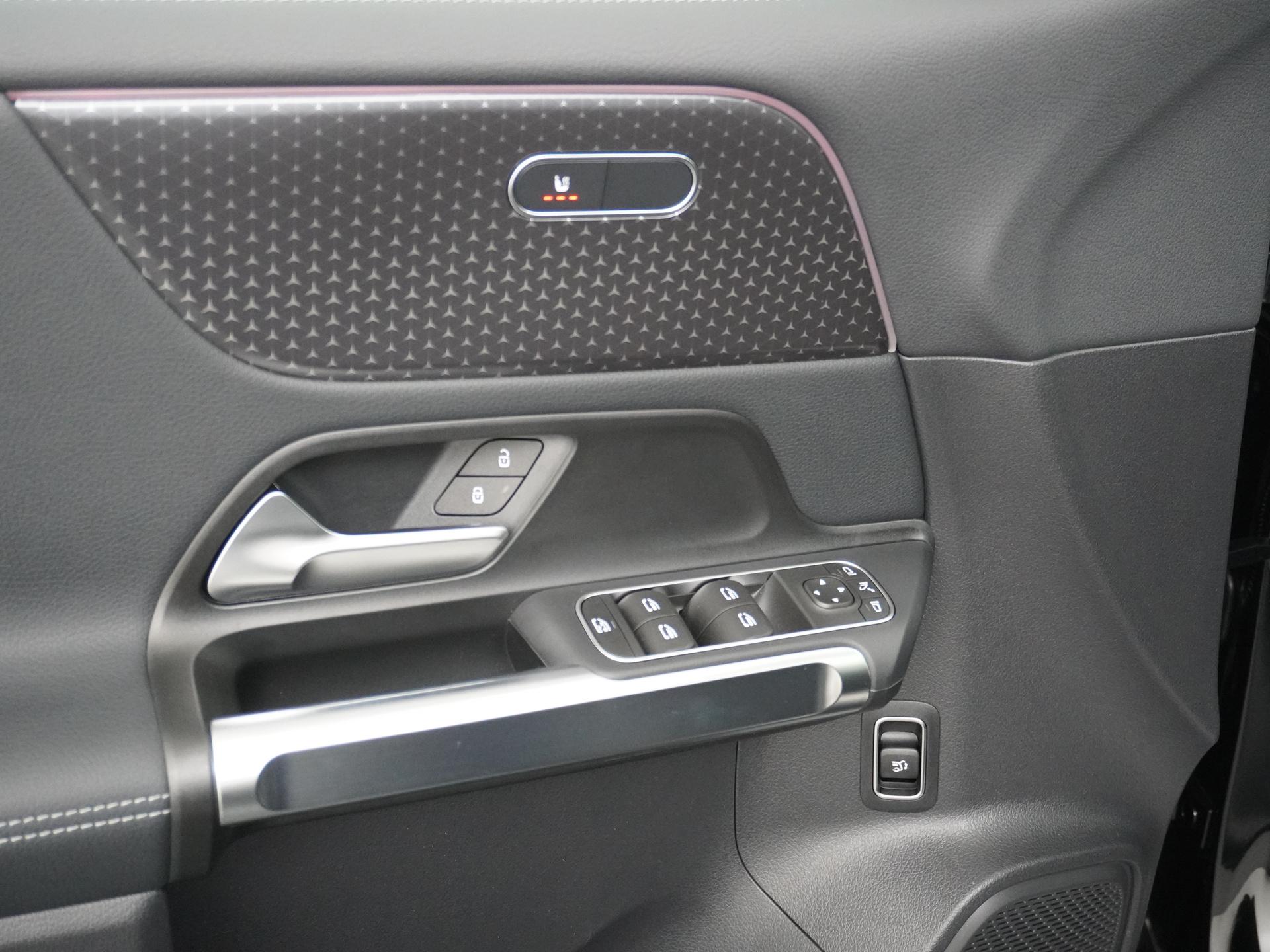 Mercedes-Benz EQB 250+ Business Solution Luxury 7pers. 71 kWh Accu 17