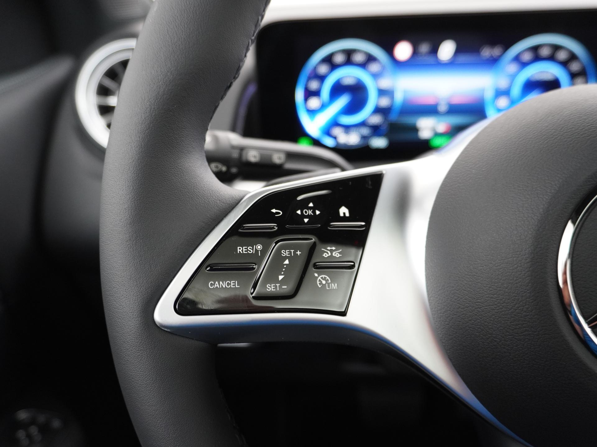 Mercedes-Benz EQB 250+ Business Solution Luxury 7pers. 71 kWh Accu 32