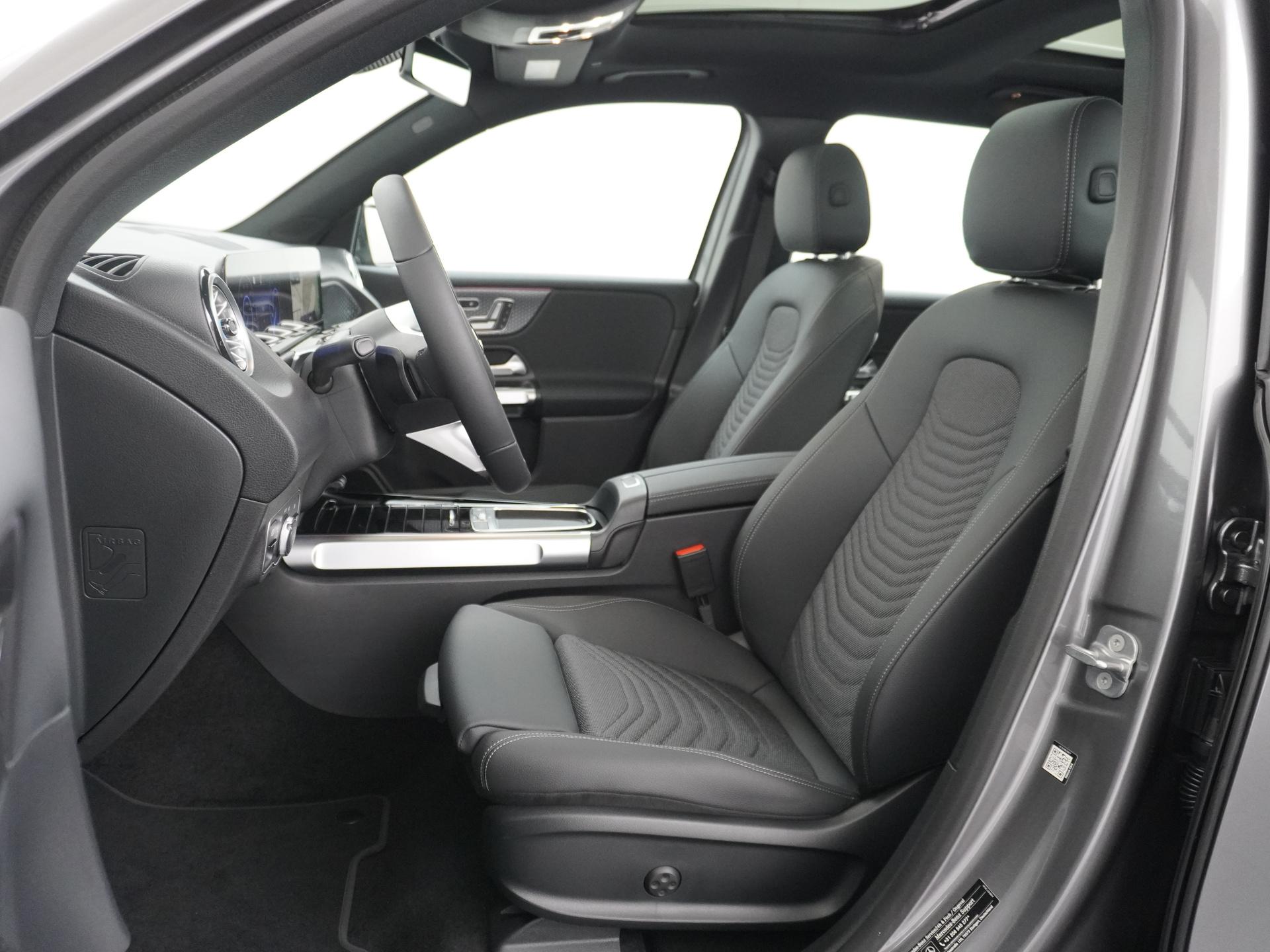 Mercedes-Benz EQB 250+ Business Solution Luxury 71 kWh Accu 21