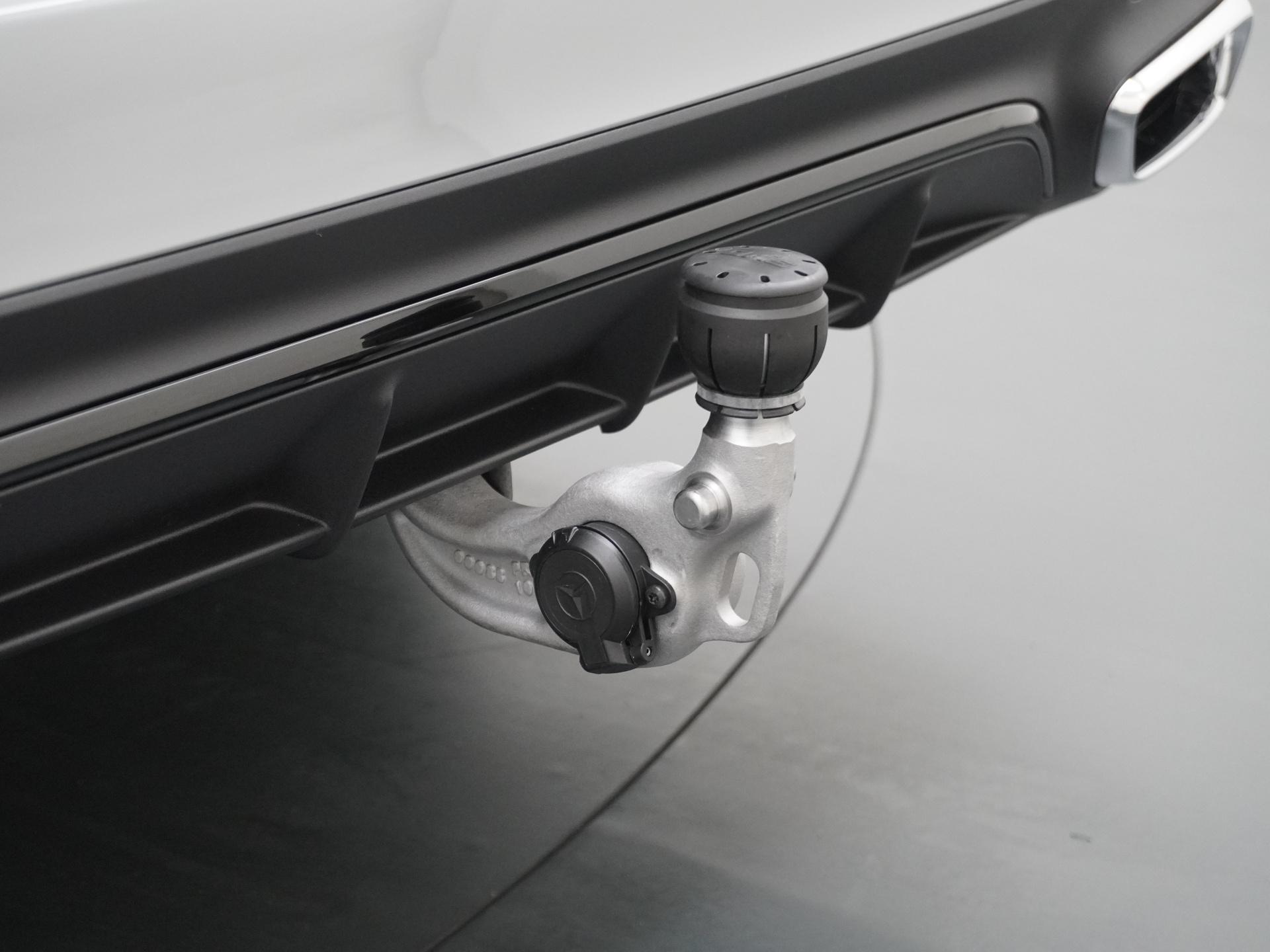 Mercedes-Benz E-Klasse Estate 300 e Sport Edition 12