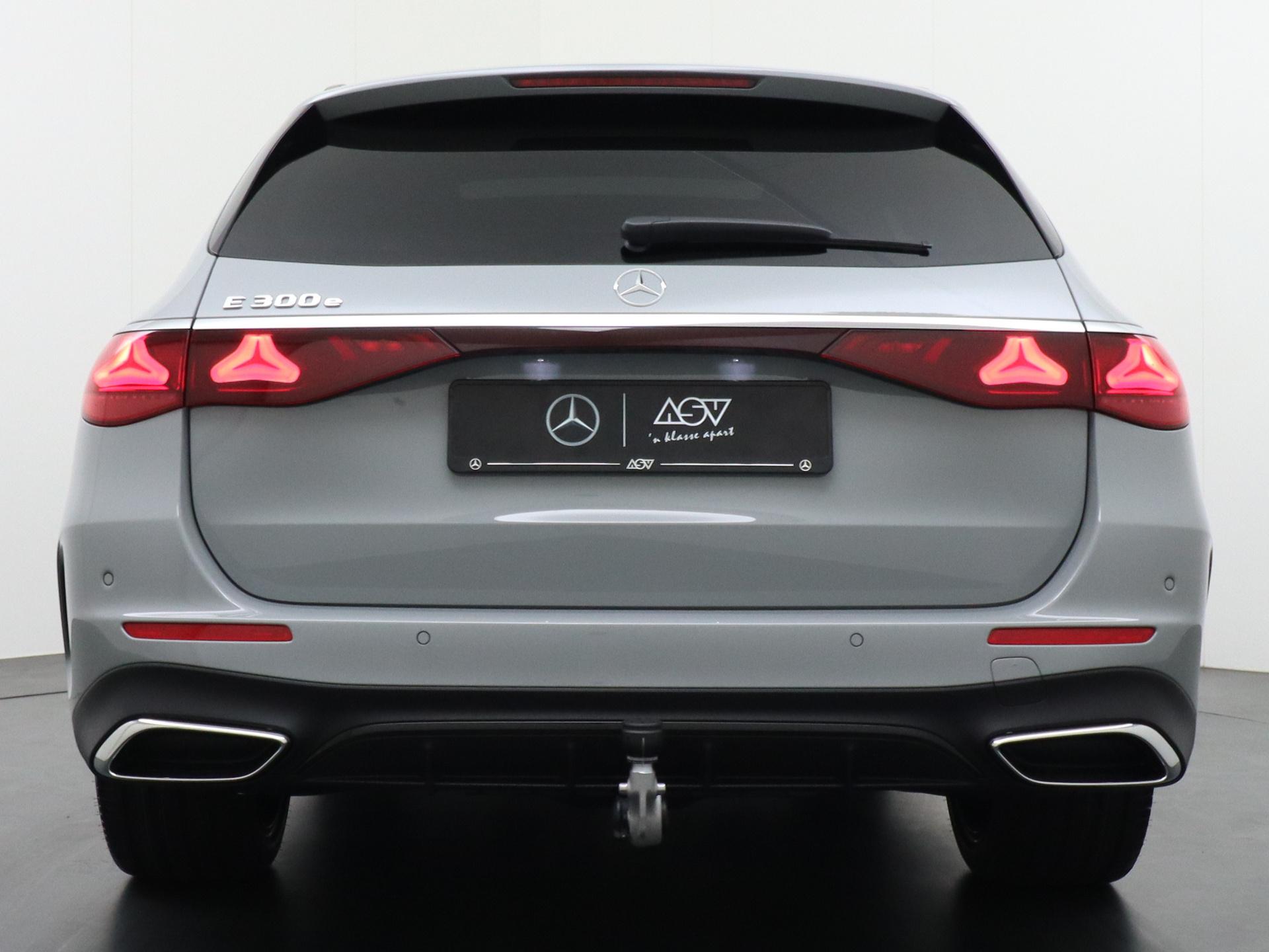 Mercedes-Benz E-Klasse Estate 300 e Sport Edition 3