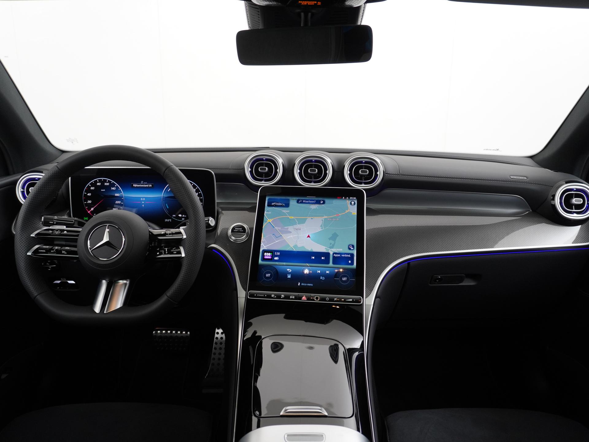 Mercedes-Benz GLC Coupé 300e 4MATIC Sport Edition 25