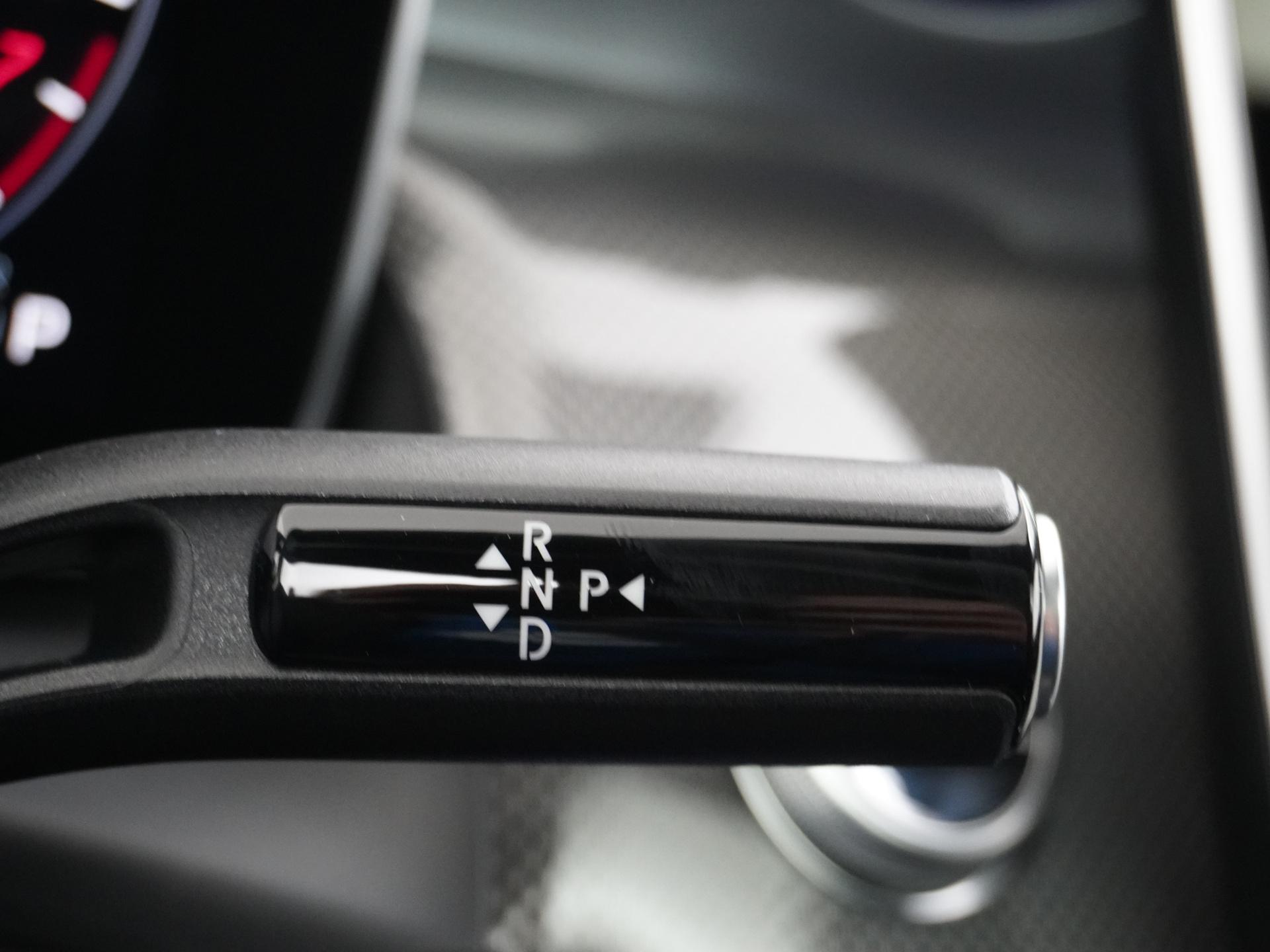 Mercedes-Benz GLC Coupé 300e 4MATIC Sport Edition 30