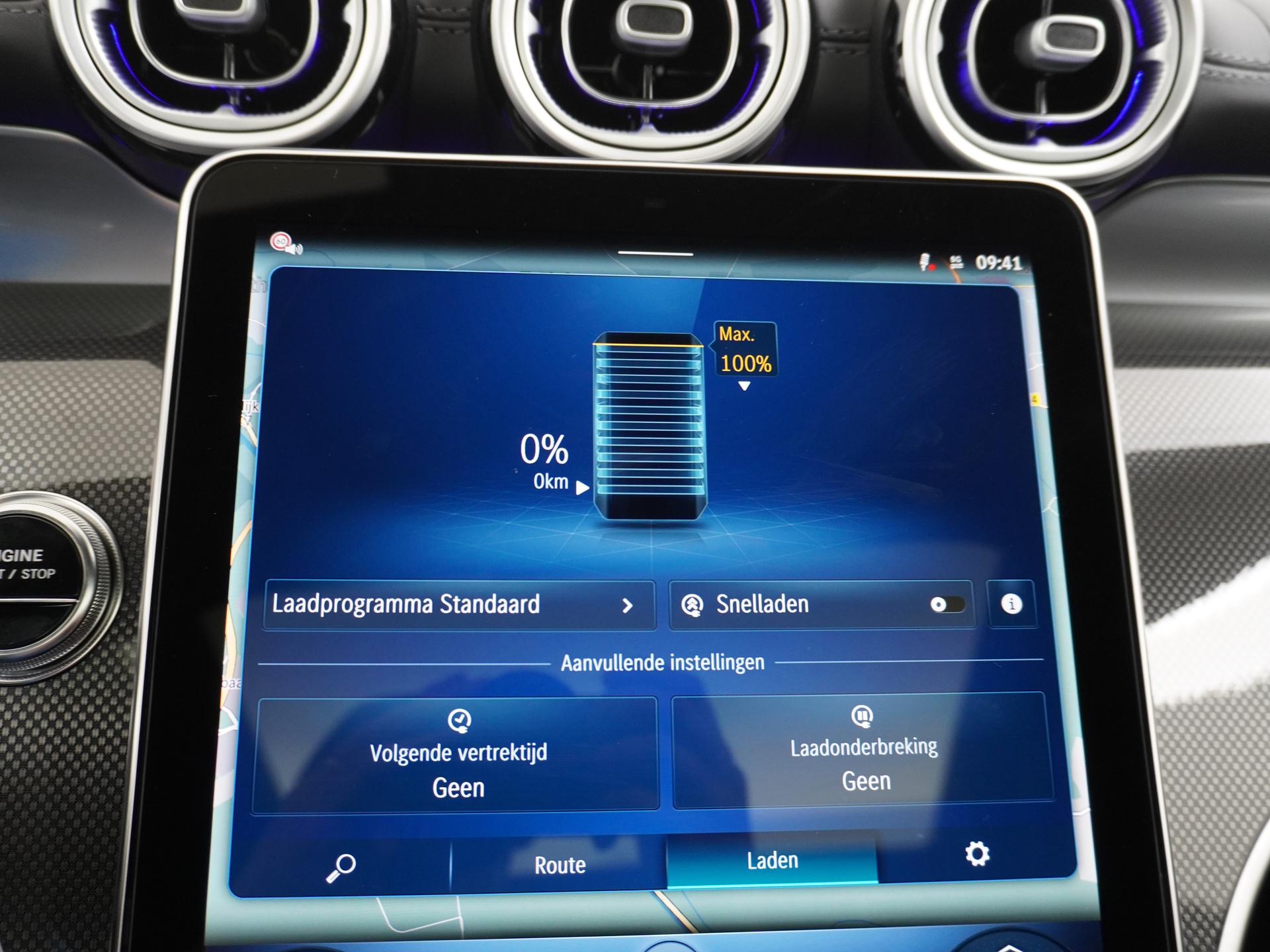 Mercedes-Benz GLC Coupé 300e 4MATIC Sport Edition 51