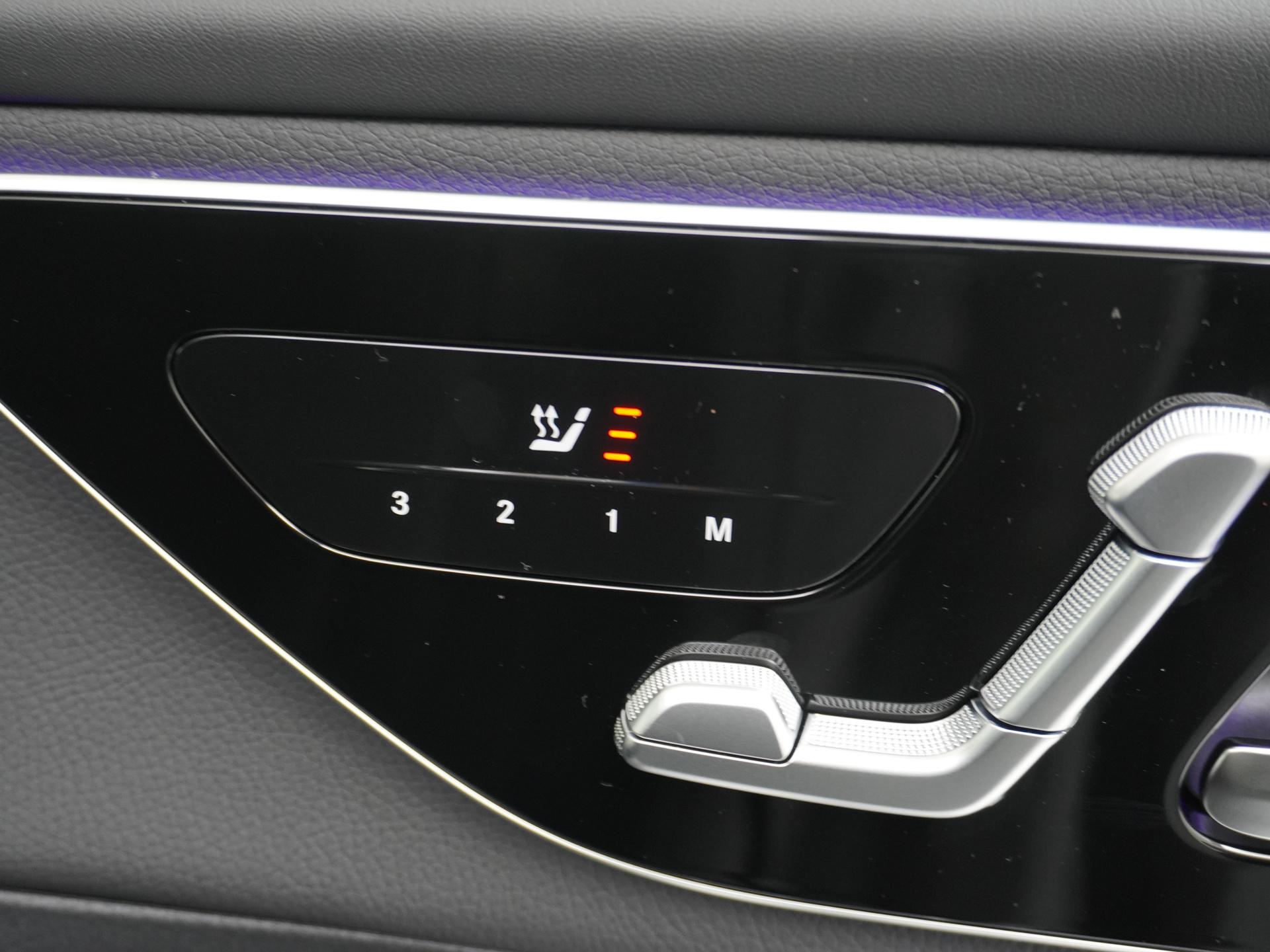 Mercedes-Benz GLC Coupé 300e 4MATIC Sport Edition 56