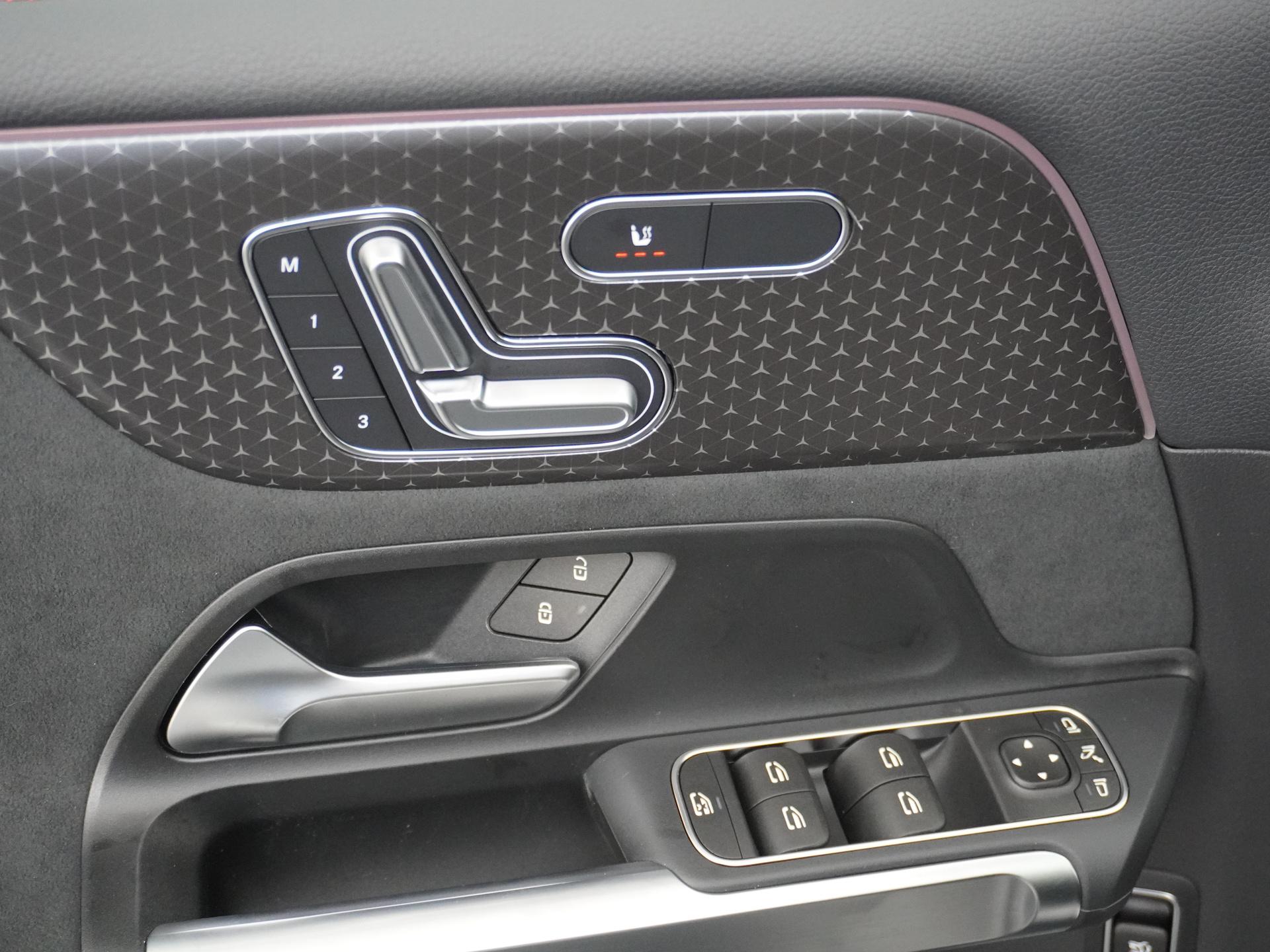 Mercedes-Benz EQB 250+ Business Solution AMG 71 kWh Accu 18