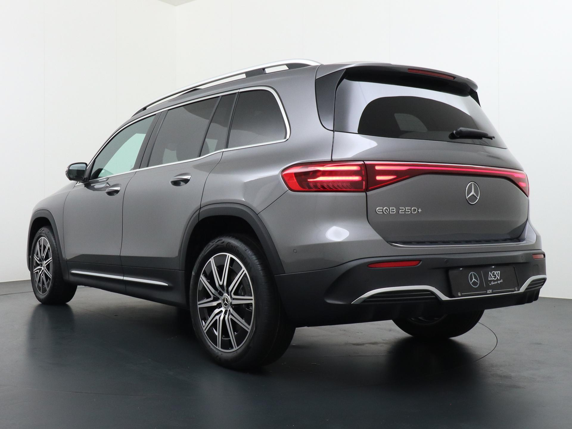 Mercedes-Benz EQB 250+ Business Solution AMG 71 kWh Accu 2