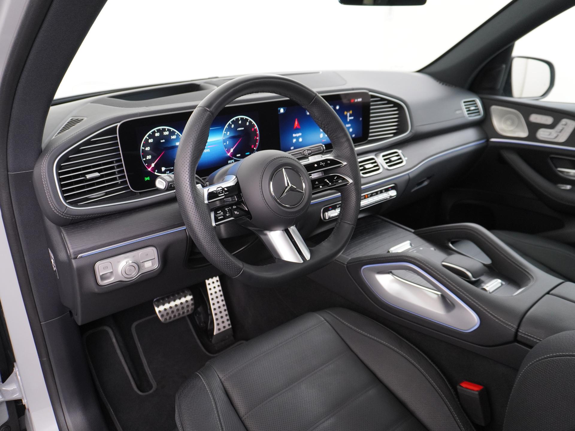 Mercedes-Benz GLS 450 4MATIC Premium Plus 1