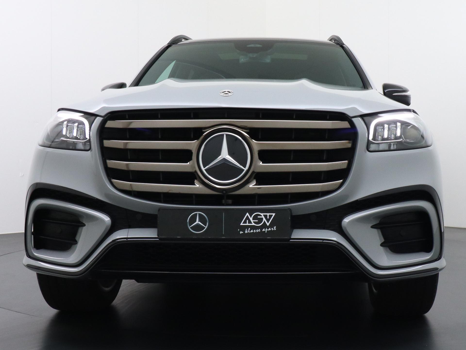 Mercedes-Benz GLS 450 4MATIC Premium Plus 12