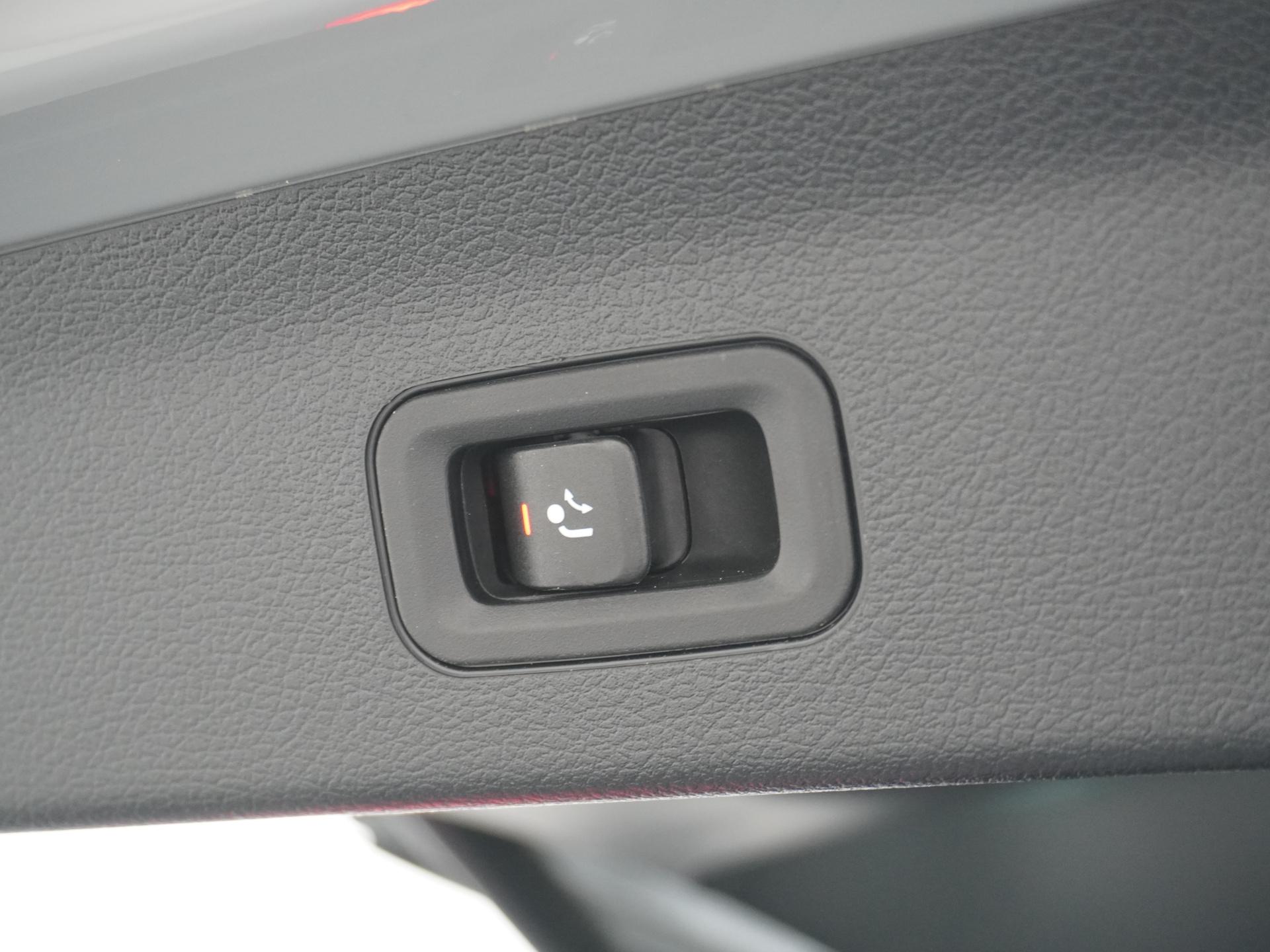 Mercedes-Benz GLS 450 4MATIC Premium Plus 23