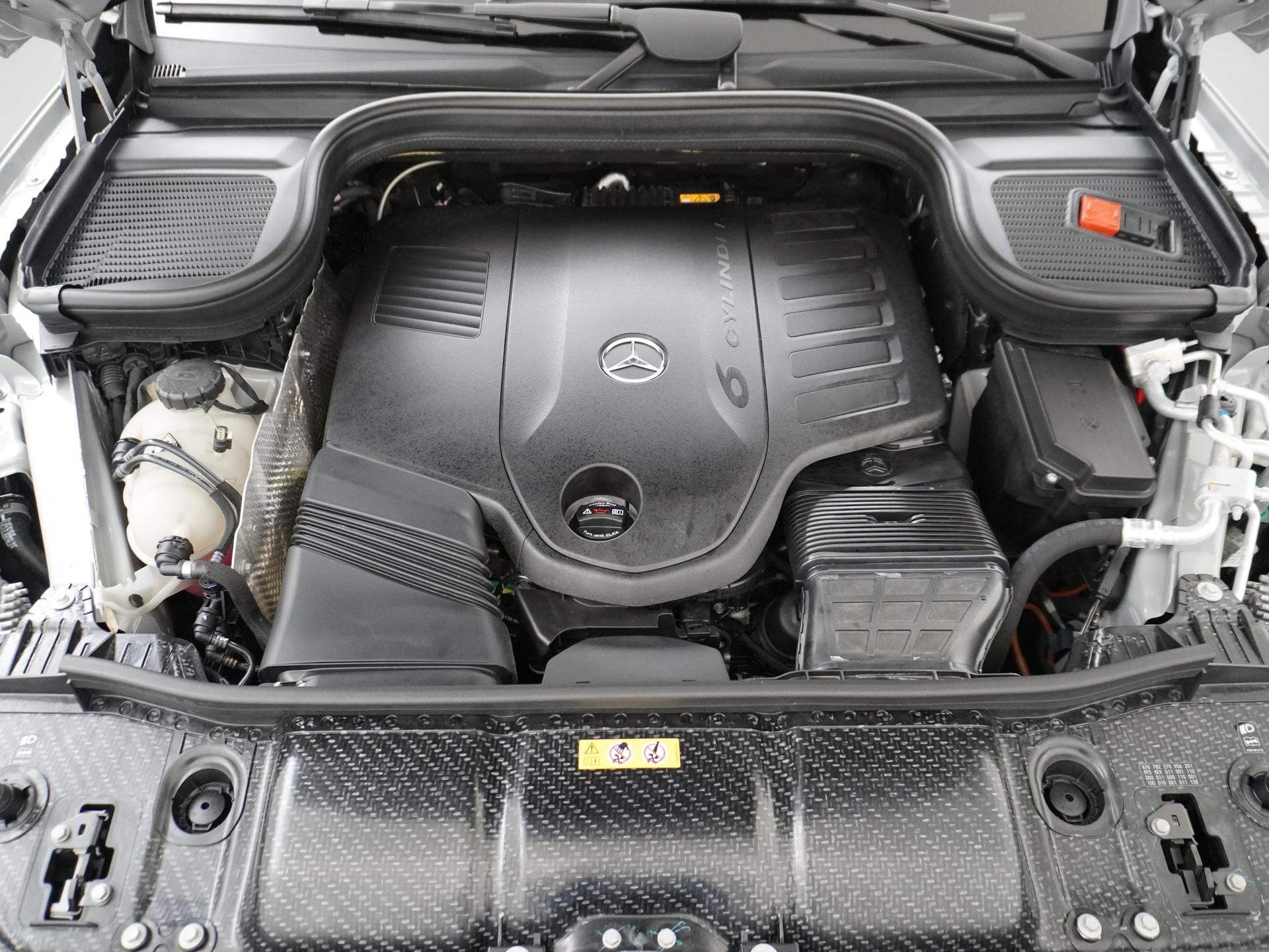 Mercedes-Benz GLS 450 4MATIC Premium Plus 25