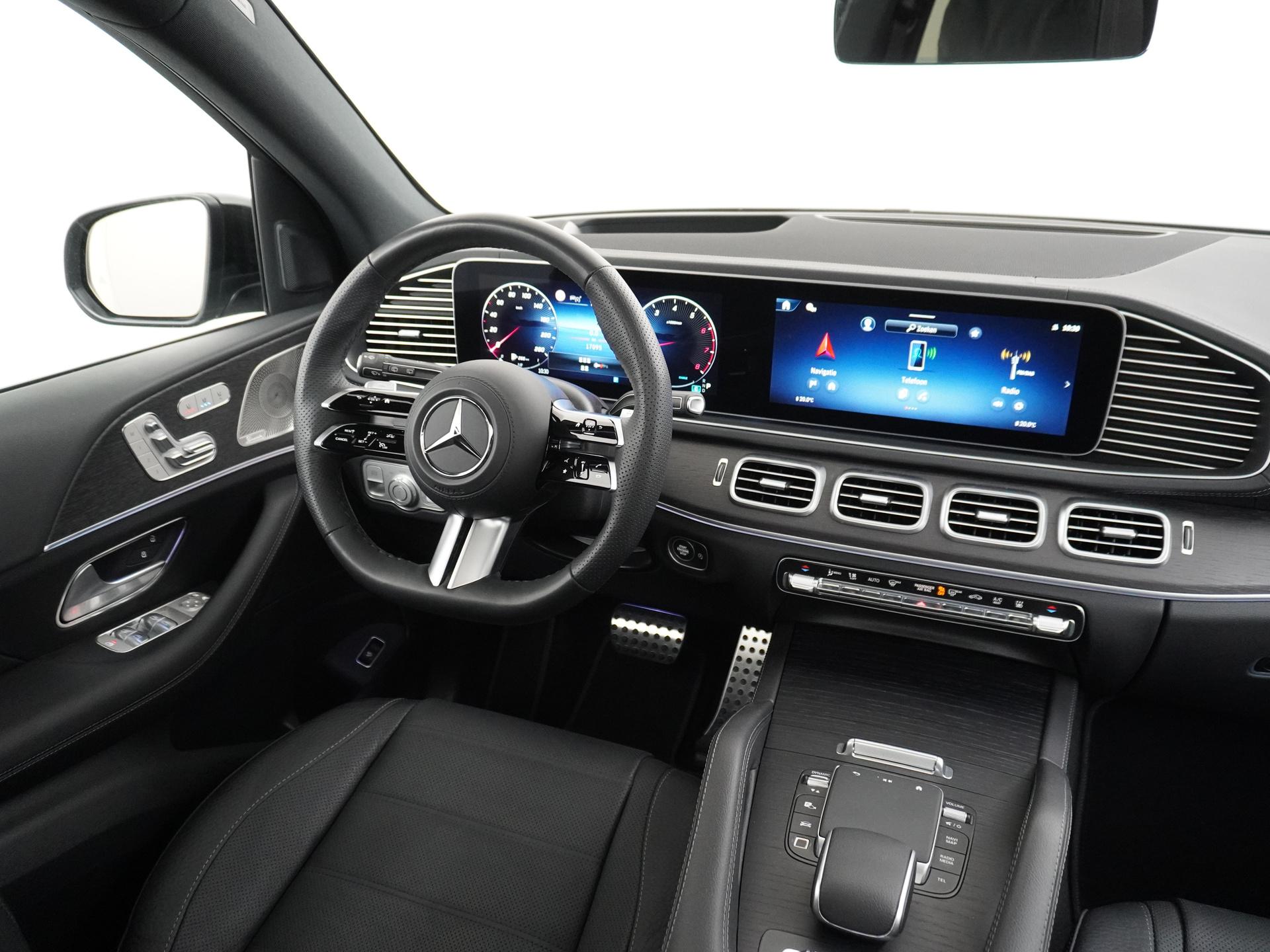 Mercedes-Benz GLS 450 4MATIC Premium Plus 39