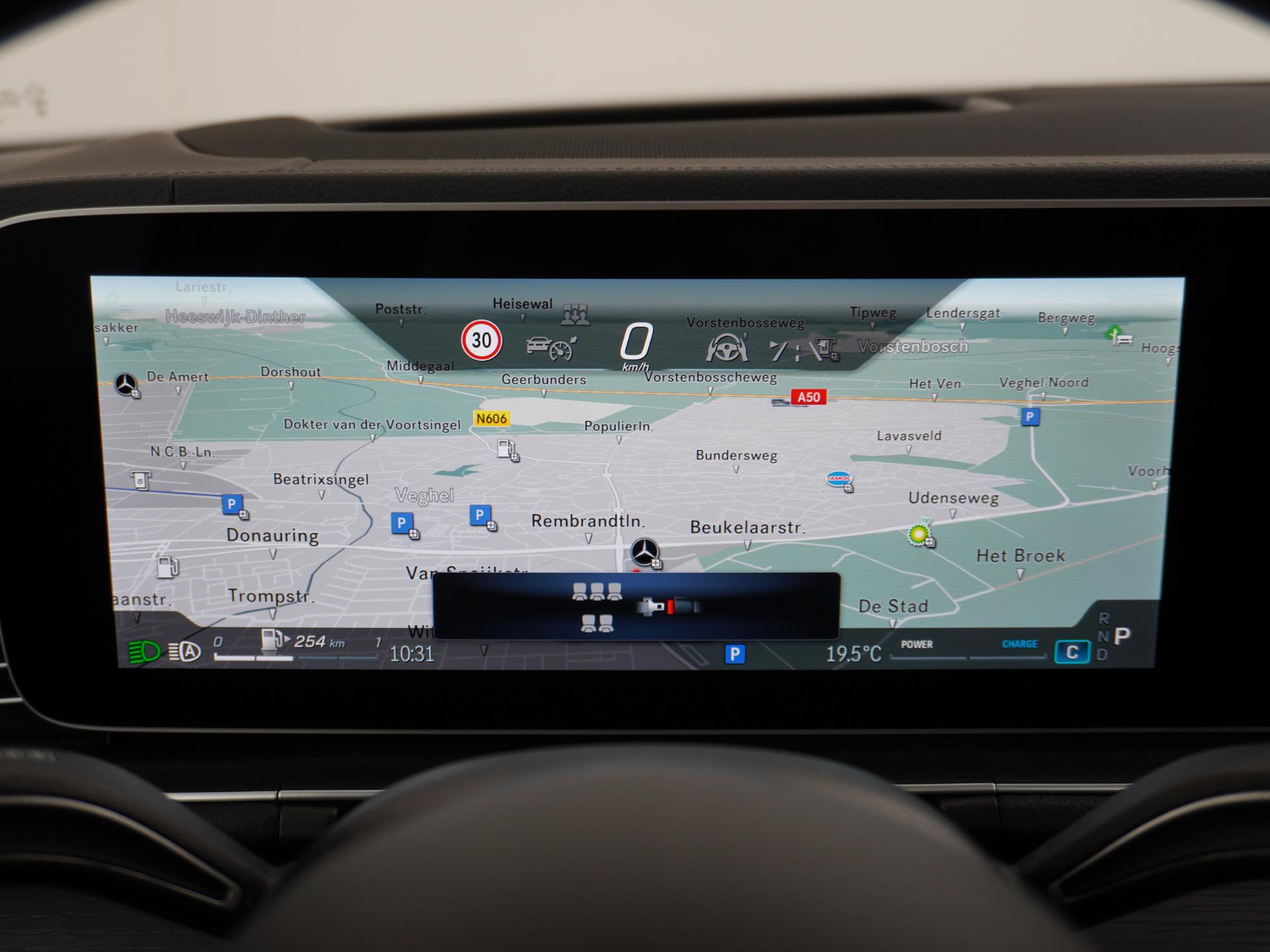 Mercedes-Benz GLS 450 4MATIC Premium Plus 46