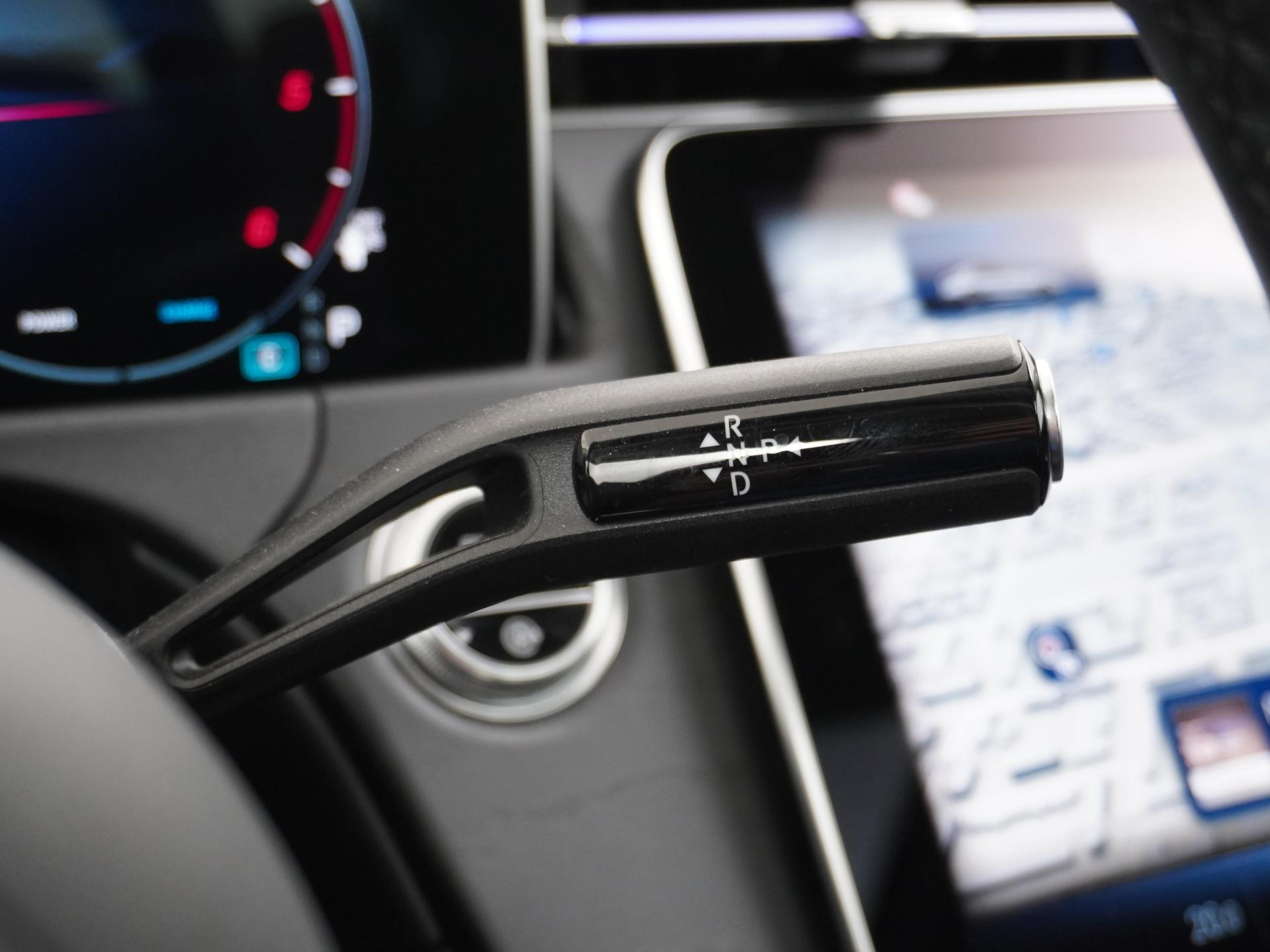 Mercedes-Benz E-Klasse 220 d Avantgarde 32