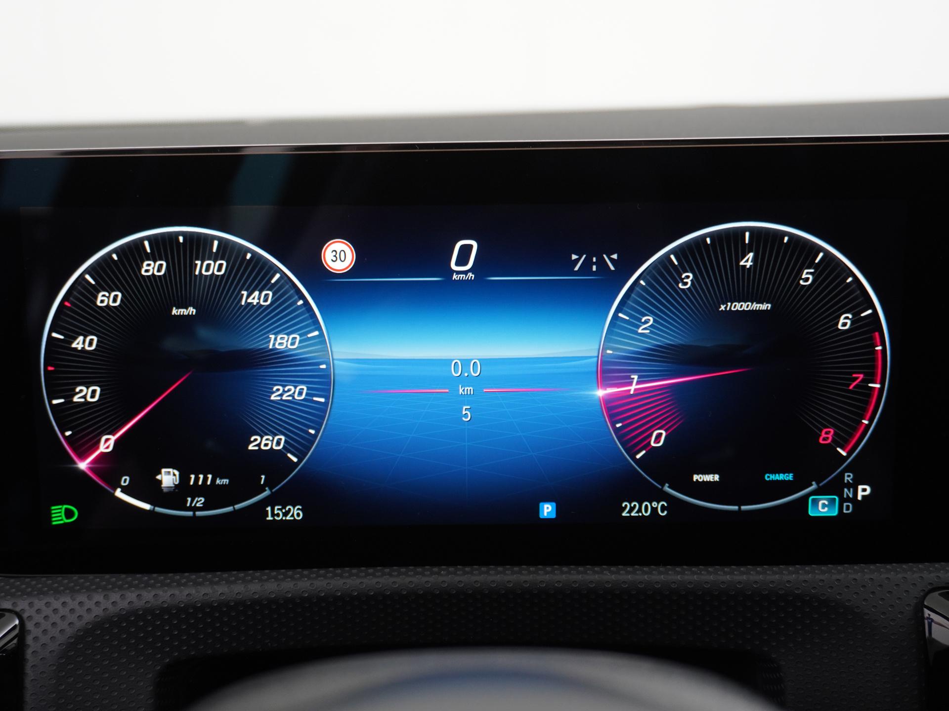 Mercedes-Benz CLA-Klasse Shooting Brake 180 Business Solution AMG 33