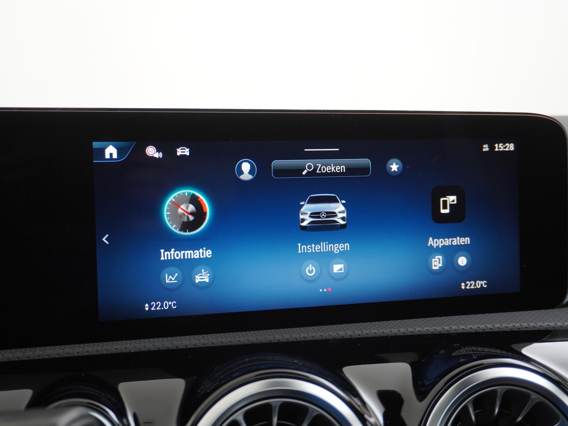 Mercedes-Benz CLA-Klasse Shooting Brake 180 Business Solution AMG 36