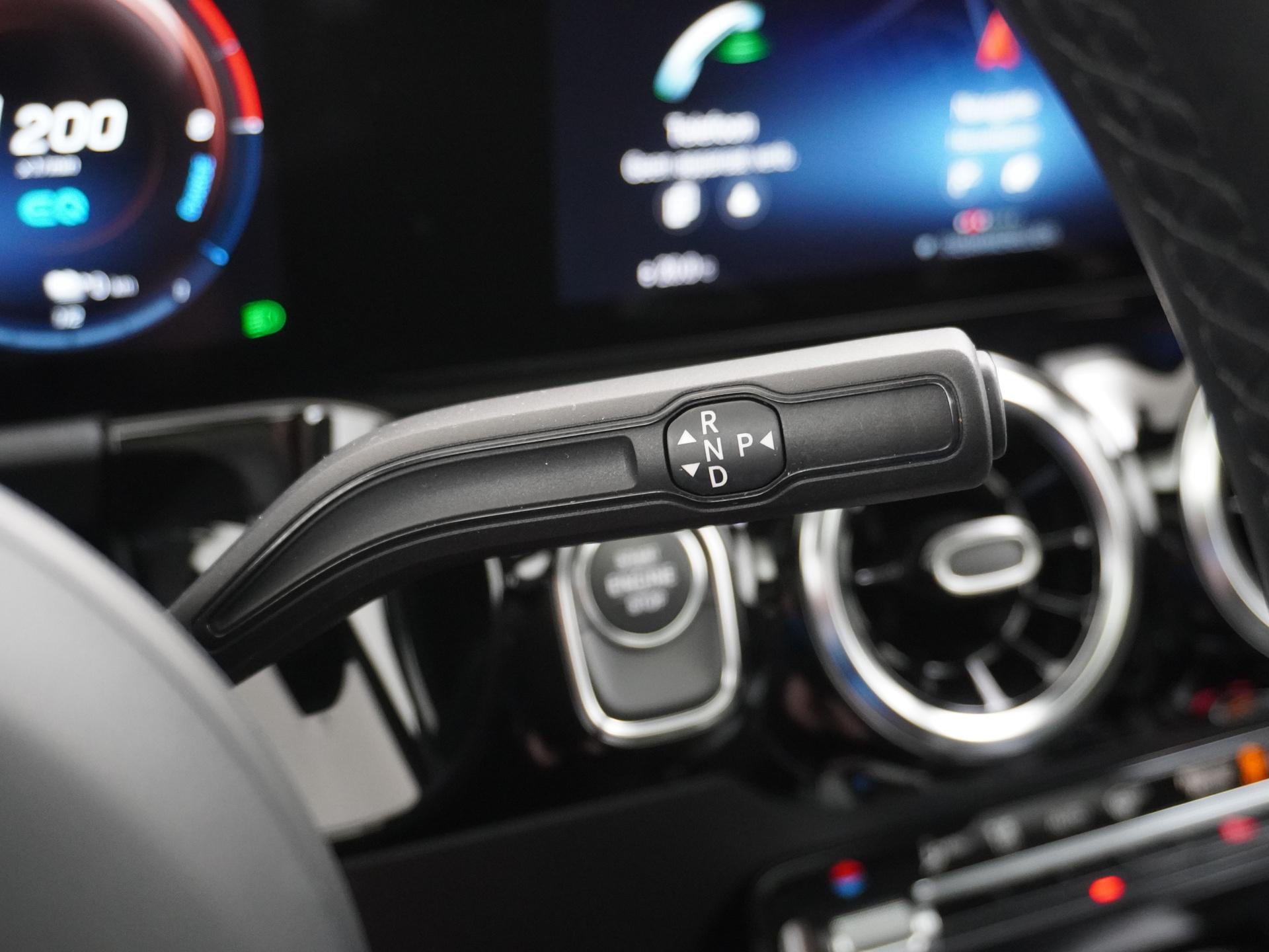 Mercedes-Benz GLA 250 e Business Line 30