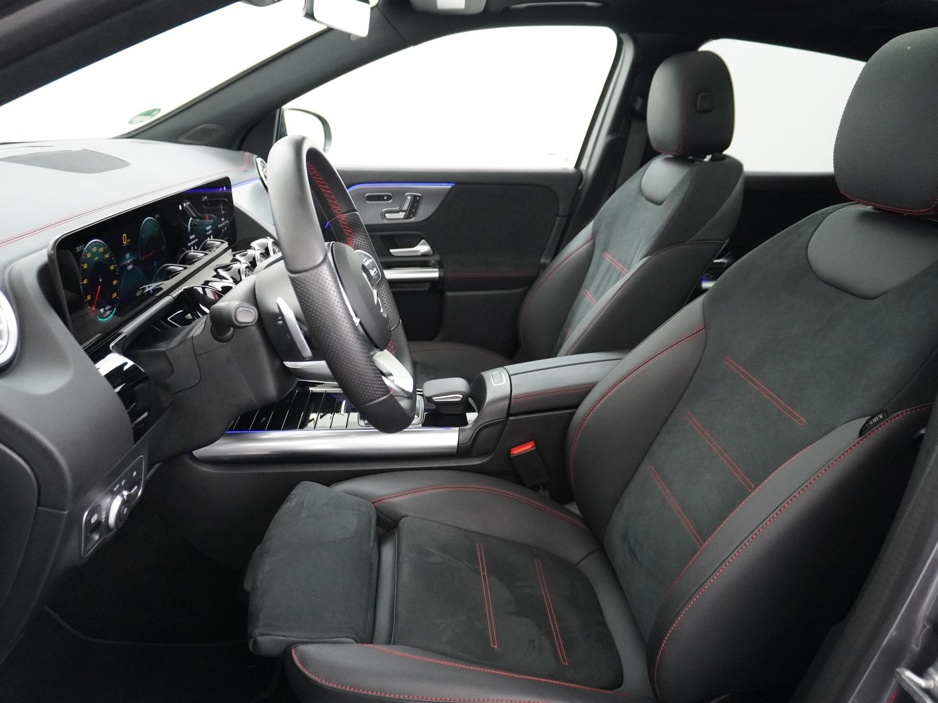 Mercedes-Benz EQA 250+ Business Edition 71 kWh Accu 12