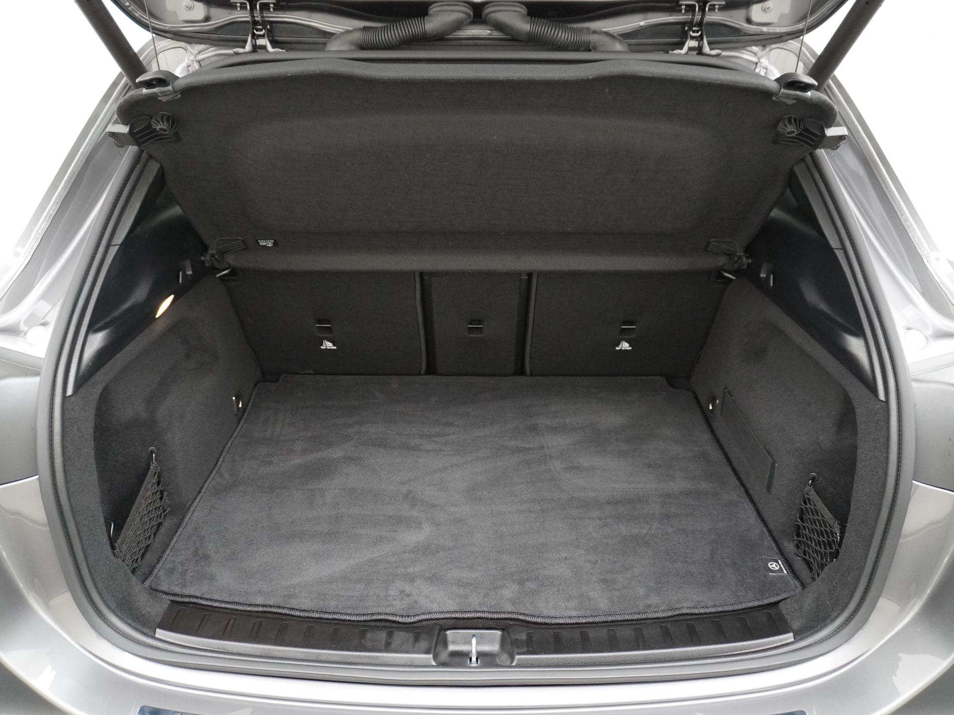 Mercedes-Benz EQA 250+ Business Edition 71 kWh Accu 19