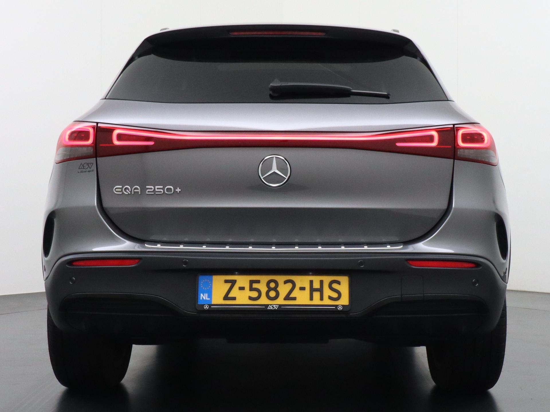 Mercedes-Benz EQA 250+ Business Edition 71 kWh Accu 6