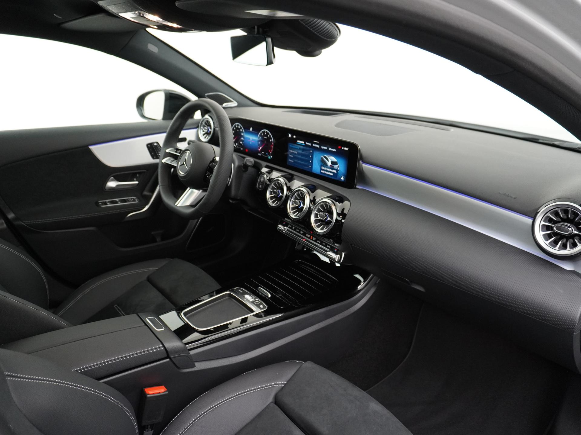 Mercedes-Benz A-Klasse 180 Business Solution AMG 50