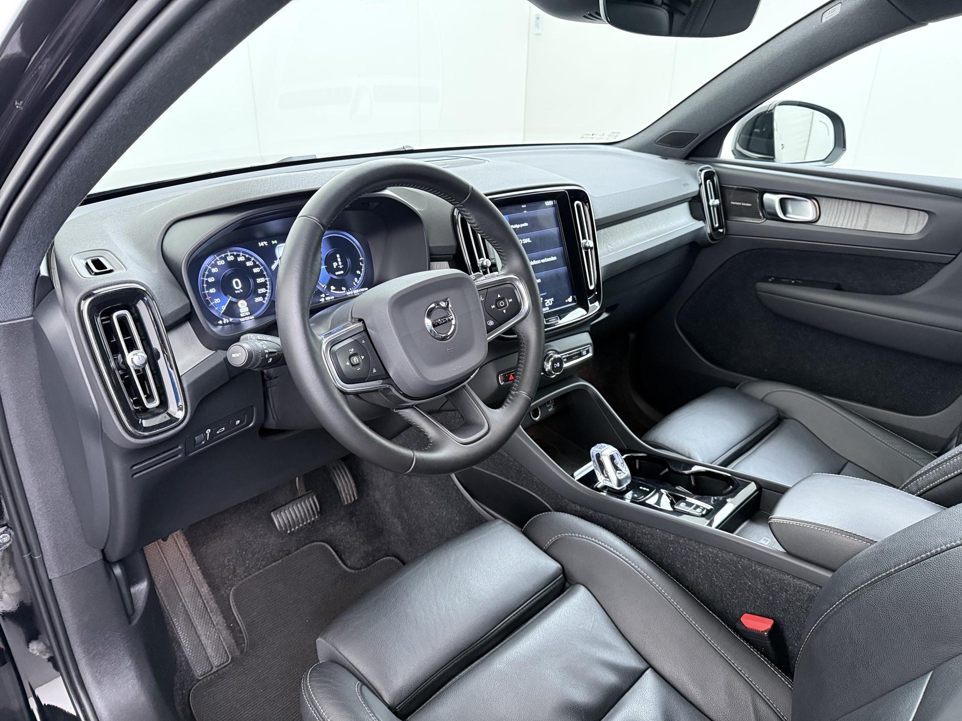 Volvo XC40 1.5 T5 Twin Engine Inscription 15