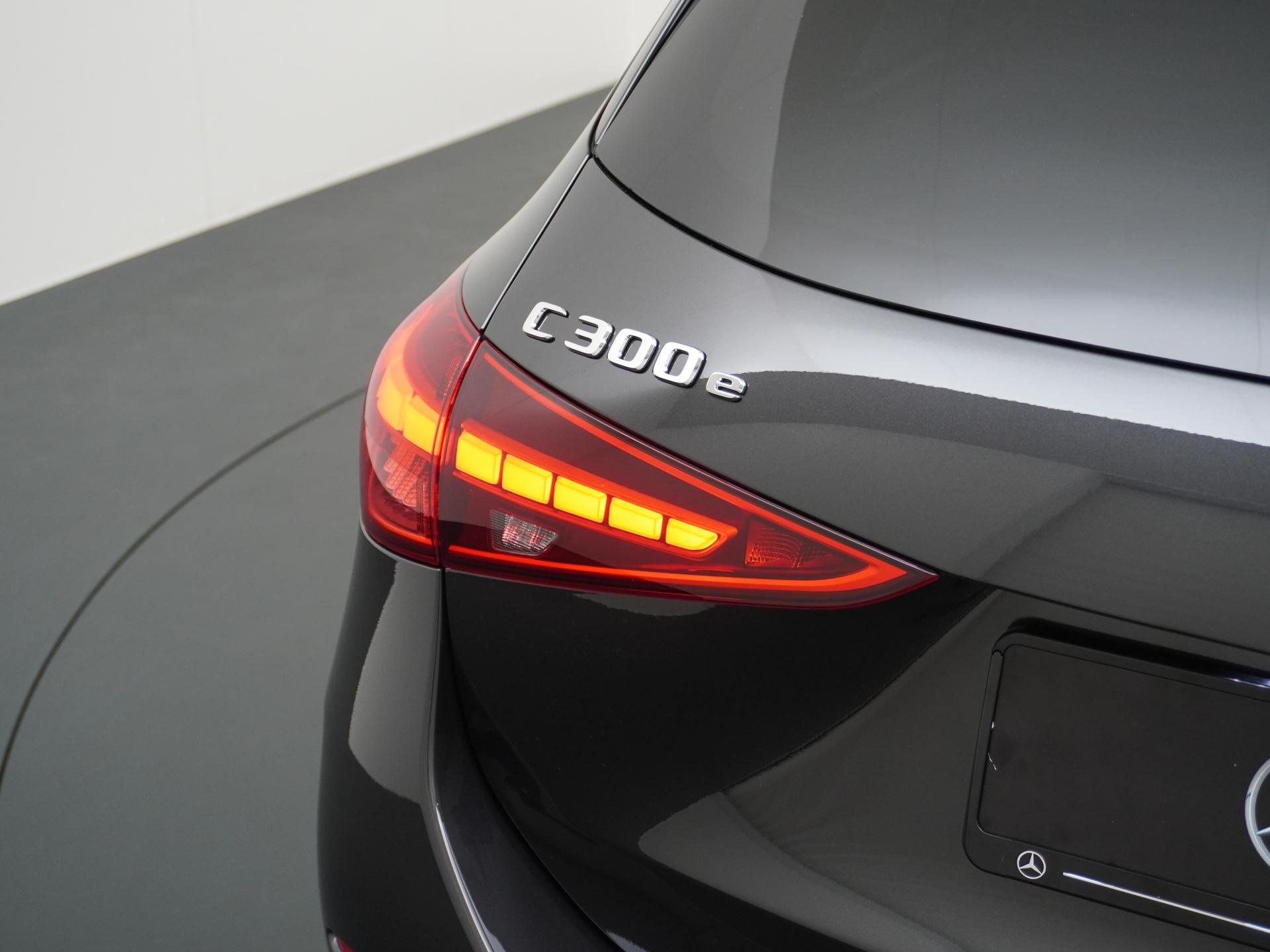 Mercedes-Benz C-Klasse Estate 300 e Business Solution AMG 11